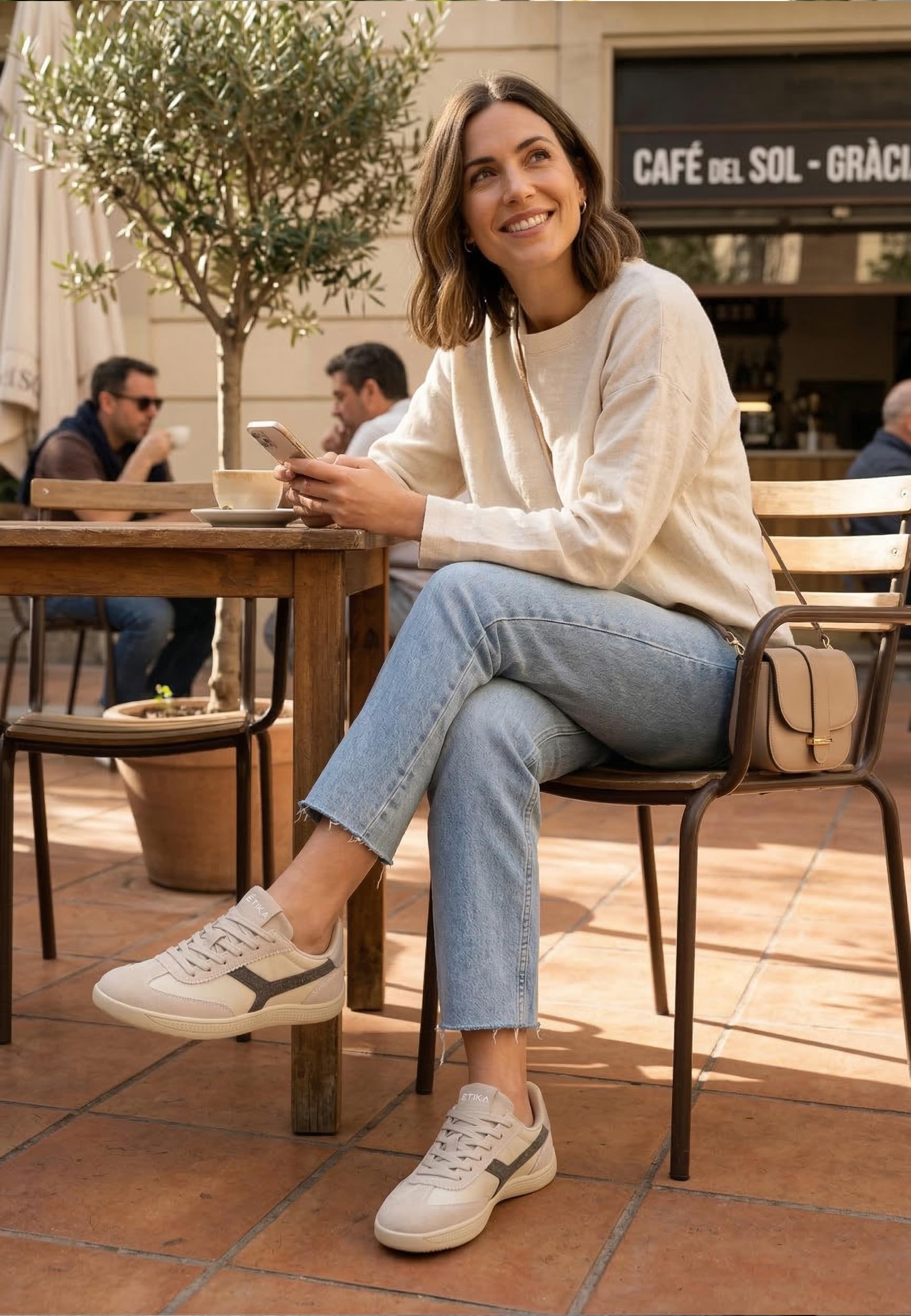 Etika Zapatillas Respetuosas de Mujer, Calzado Minimalista Deportivo con Puntera Ancha, Sneakers Clásicas Suela Plana, 50232