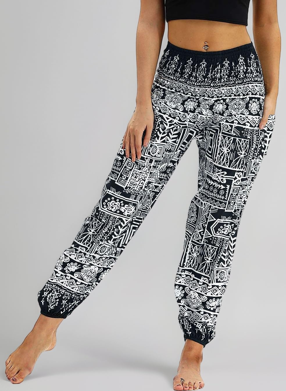 Nuofengkudu Women's Hippie Thai Trousers Boho Vintage Patterned Smocked Waist with Pockets Lightweight Yoga Pants