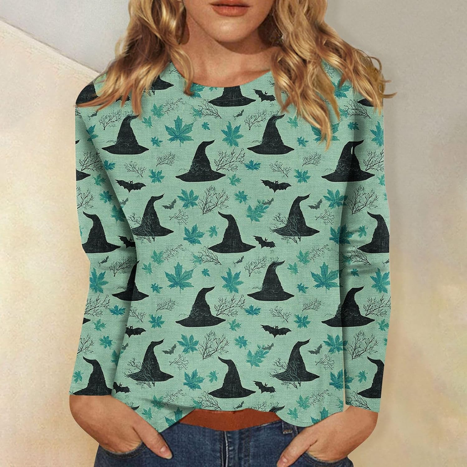 Womens Long Sleeve Crewneck Graphic Halloween Fall Shirts | Boho Plus Size Tops, Women's Printed T-Shirts, Horror Graphic Tees, Casual Outfits for Women, Camisas Para