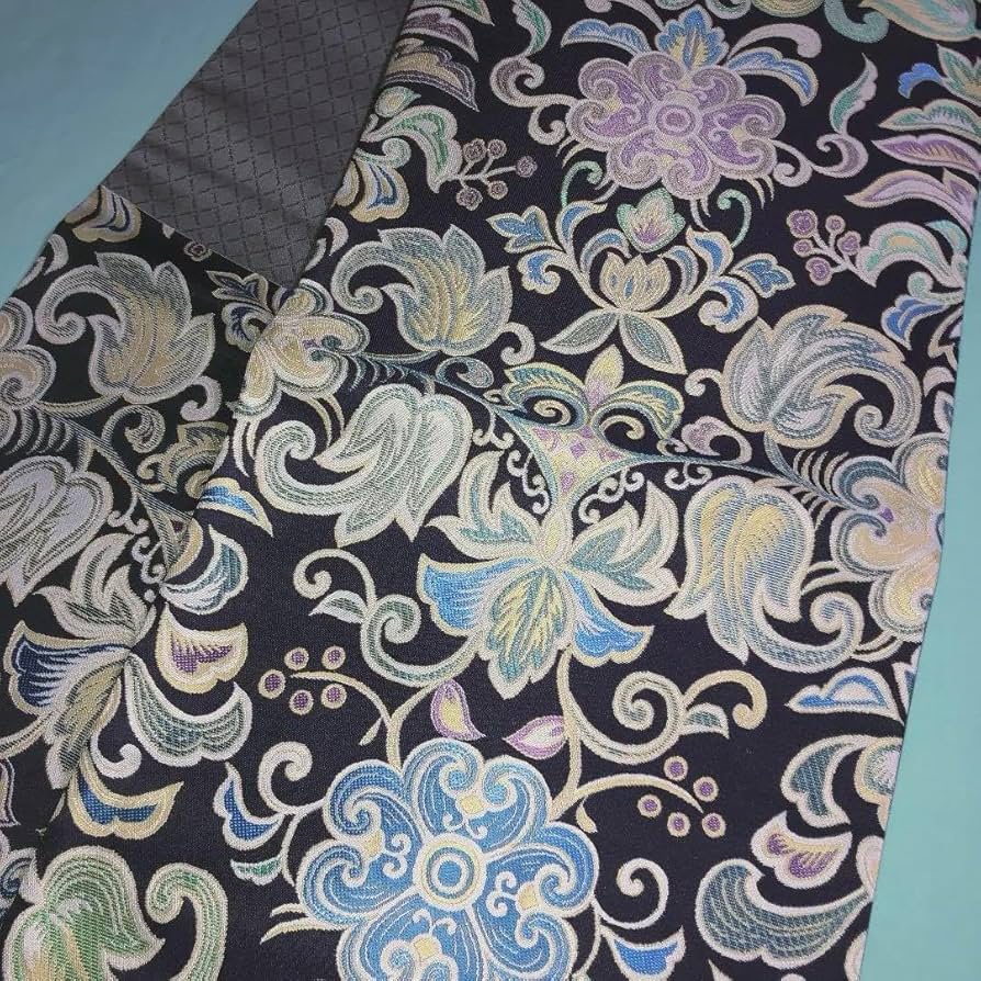 西陣織袋帯未仕立品（株）大光 白地七宝花菱文　正絹　新品 芯入仕立代込み 西陣織袋帯未仕立品（株）大光白地七宝花菱華文芯入仕立代込新品正絹