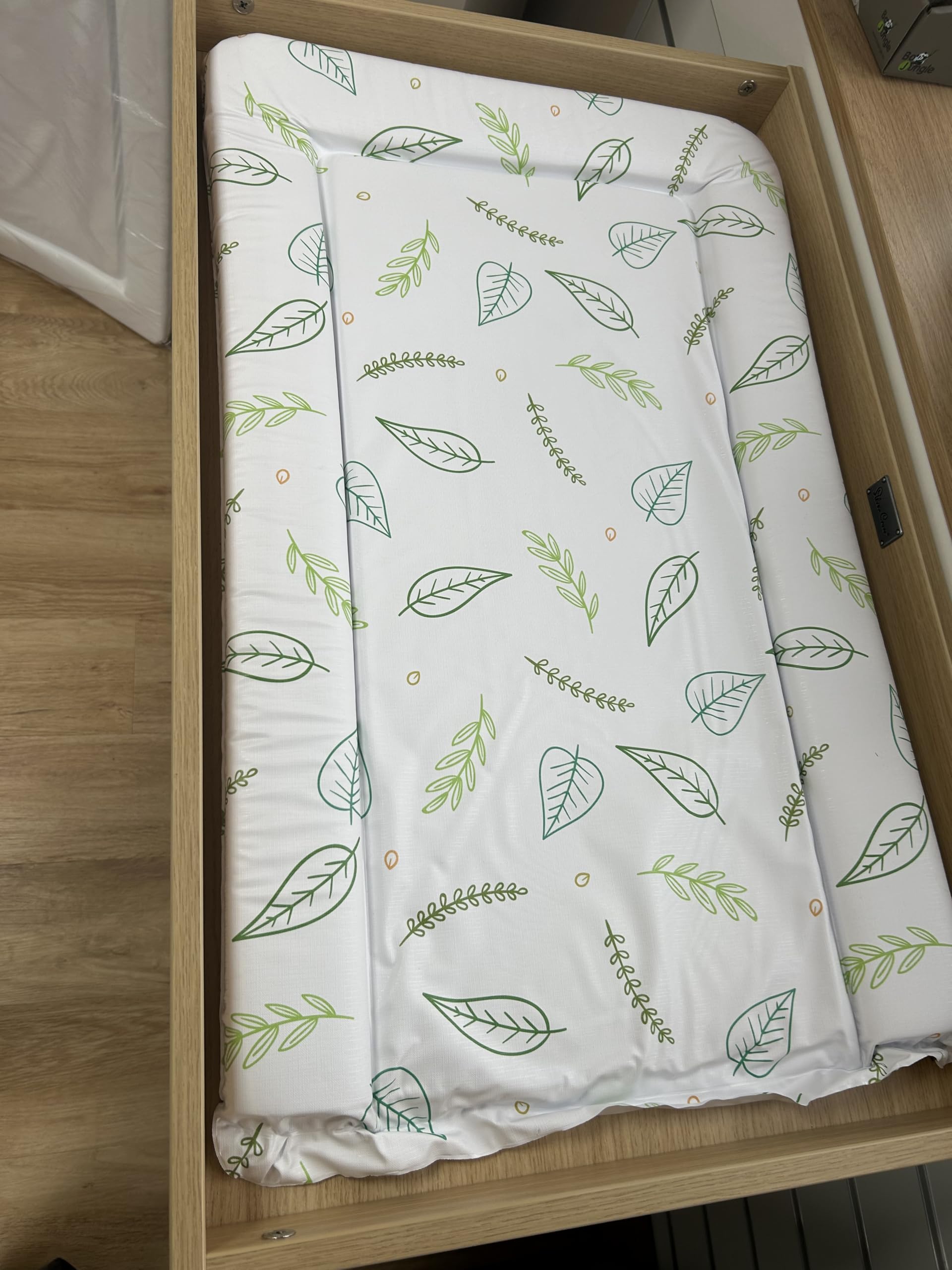 Callowesse Deluxe Baby Changing Mat โ 76x45cm, Waterproof & Wipe Clean with Raised Edges, Soft & Portable for Easy Diaper/Nappy Changes. UK Made - Green Leaves Design โ image 1