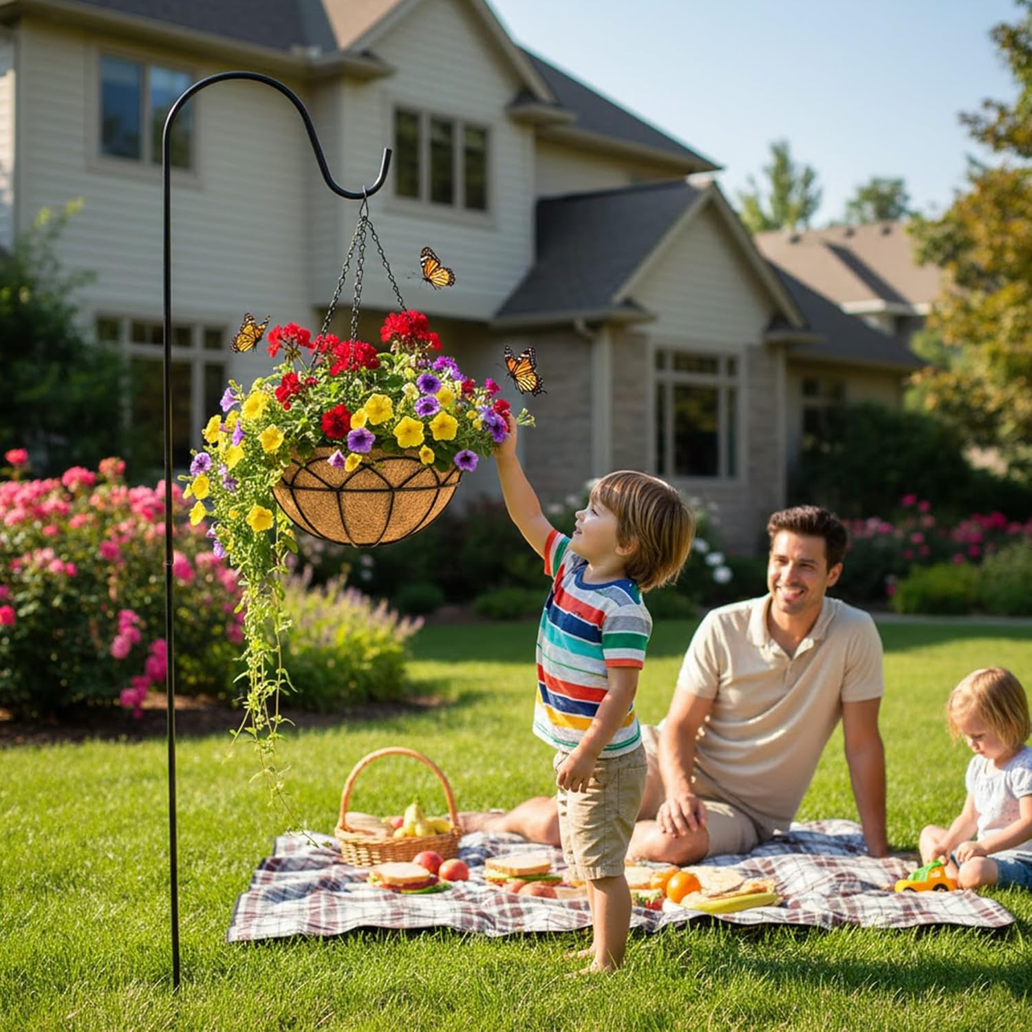 4-Pack Outdoor Metal Hanging Baskets 12 Inches Black Round Flower Pot with Coconut Fiber Lining Decorative Wire Hanging Planter Suitable for Patios Gardens and Walls