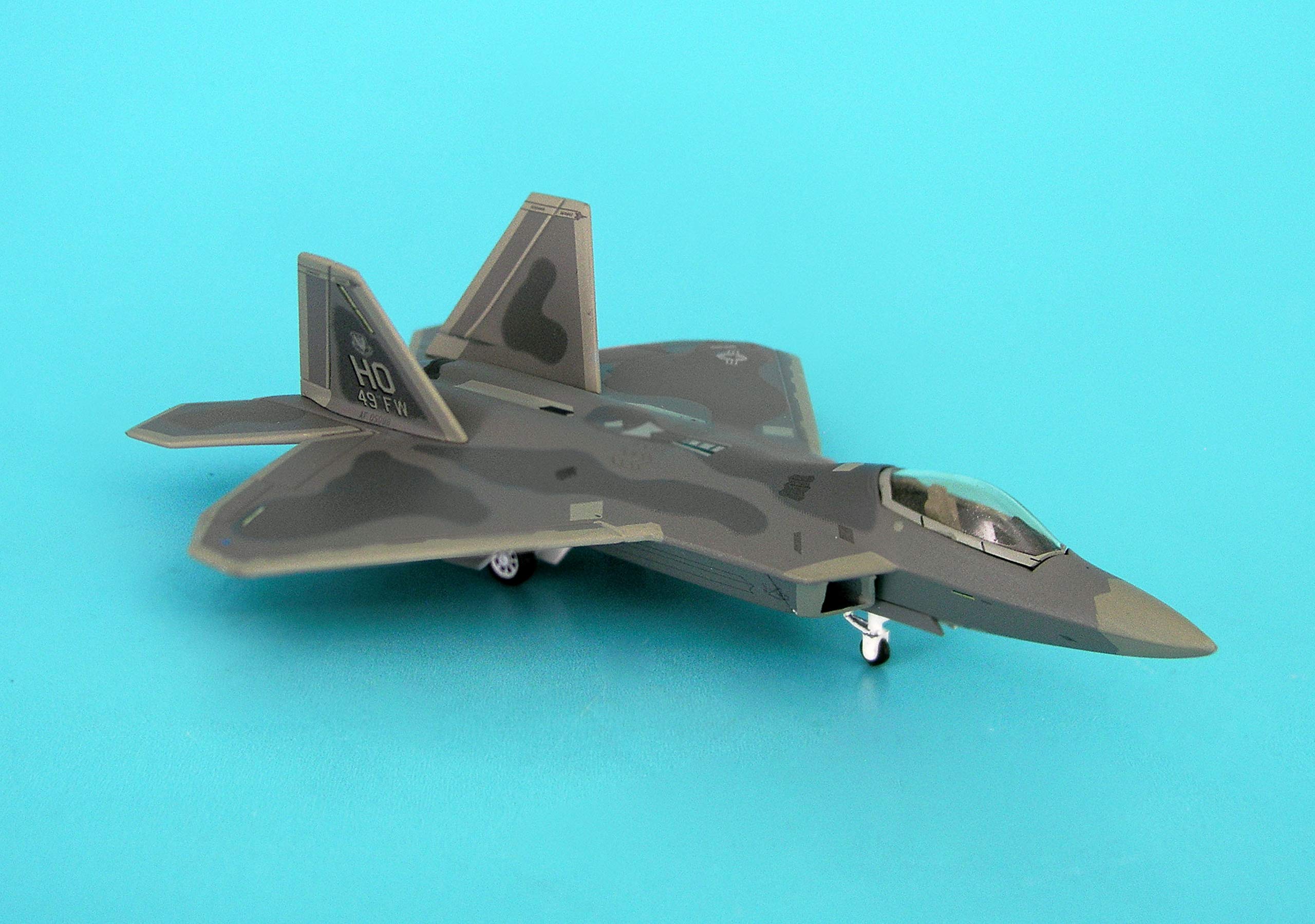 Amazon | F-22A アメリカ空軍 第49戦闘航空団 第7戦闘飛行隊 (1/200