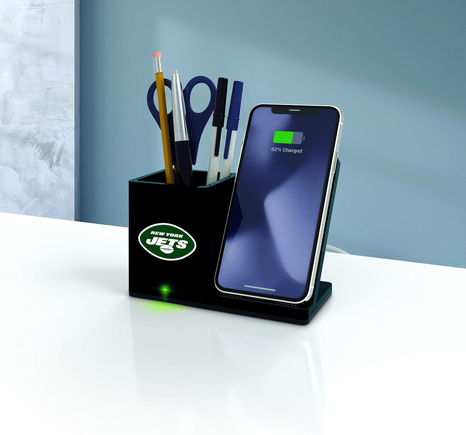 SOAR NFL Unisex Wireless Charging Stand and Desktop Organizer
