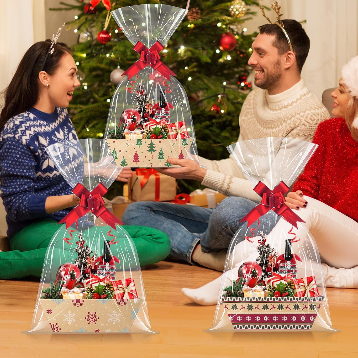 24 Set Christmas Gift Baskets Empty 10x7 Inch, Kraft Paper Christmas Gifts Baskets with Cellophane Bags and Red Pull Bows, Reusable Gift Wrapping for Xmas Holiday Winter Party Supplies