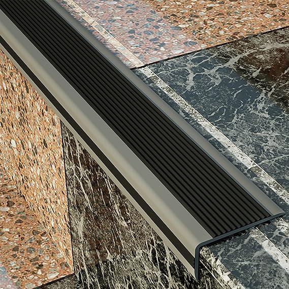 Treppenkantenprofil Aus Vinyl - Rutschfester Kantenschutz Selbstklebend