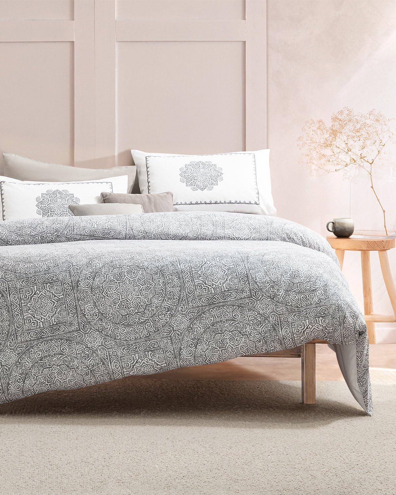 Fanya Bed Linen 200 x 220 cm 100% Cotton Large Bed Linen Sets Hotel Bedroom Double Duvet Cover Bed Linen 4-Piece Bedding Sets One Set Pillowcase Bed Sheet Bedspread