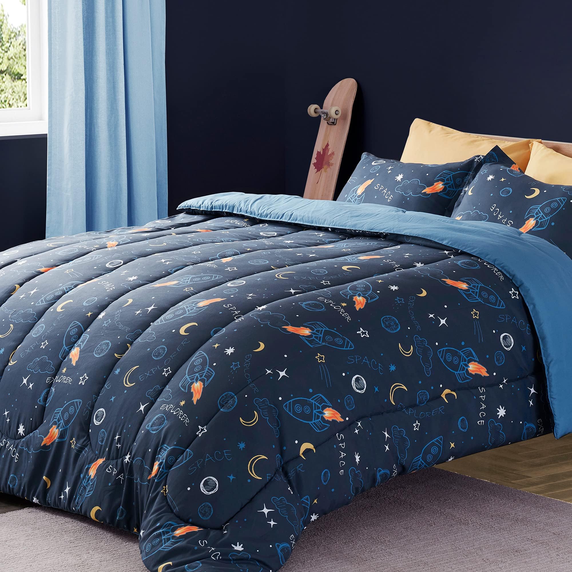 Kids Bedding Twin Comforter Set - Super Soft & Cute Printed 2-Piece Comforter Set All Seasons for Boys, Girls, Fade Resistant, Machine Washable, Space Rocket