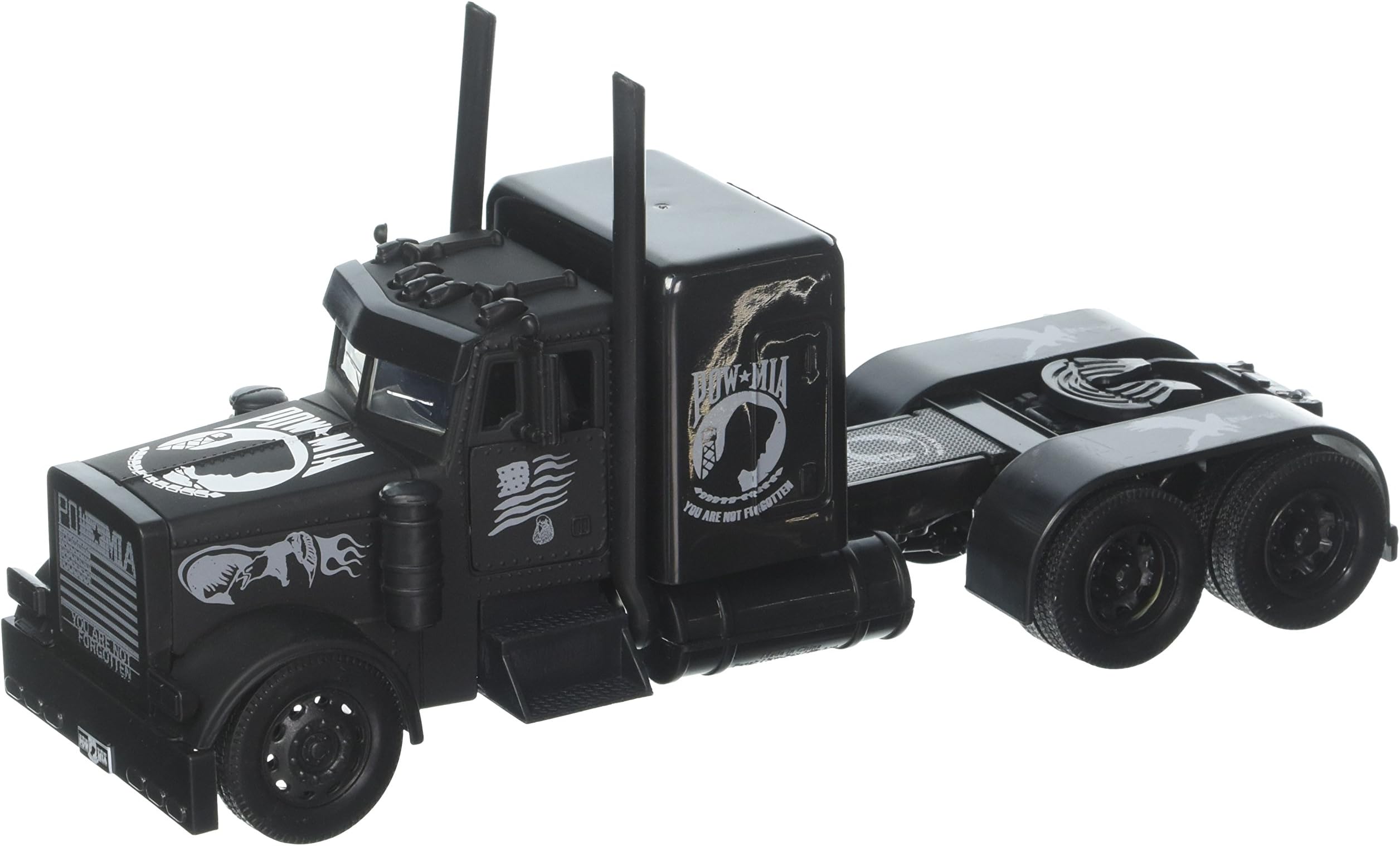 New-Ray 1:32 W/B - Peterbilt Black Out Pow/Mia Veterans' Tribute