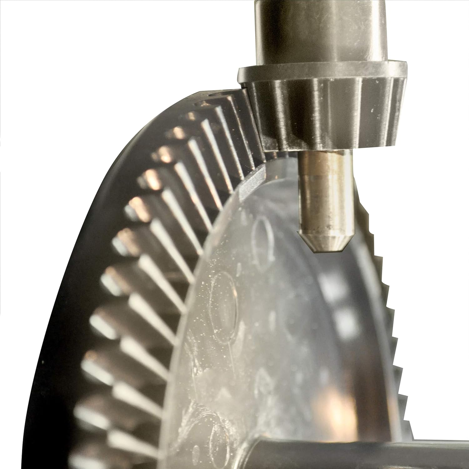 Chapin 82108 100-Pound Professional Salt and Ice Melt Spreader : Patio, Lawn & Garden