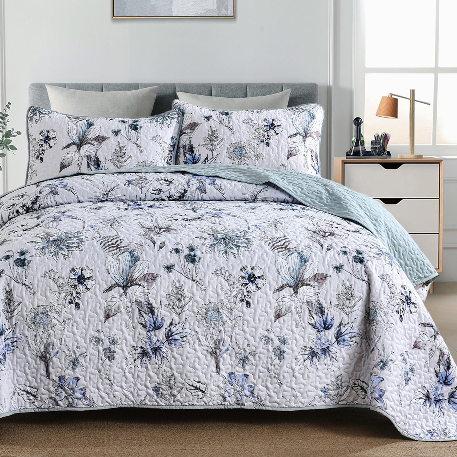 WONGS BEDDING King Quilt Set Grey Blue, Reversible Floral Bedspread, Soft Lightweight Coverlet Set with 2 Pillowcases, Botanical Design Quilt Bedding Set for All Season (104"Ã—90")