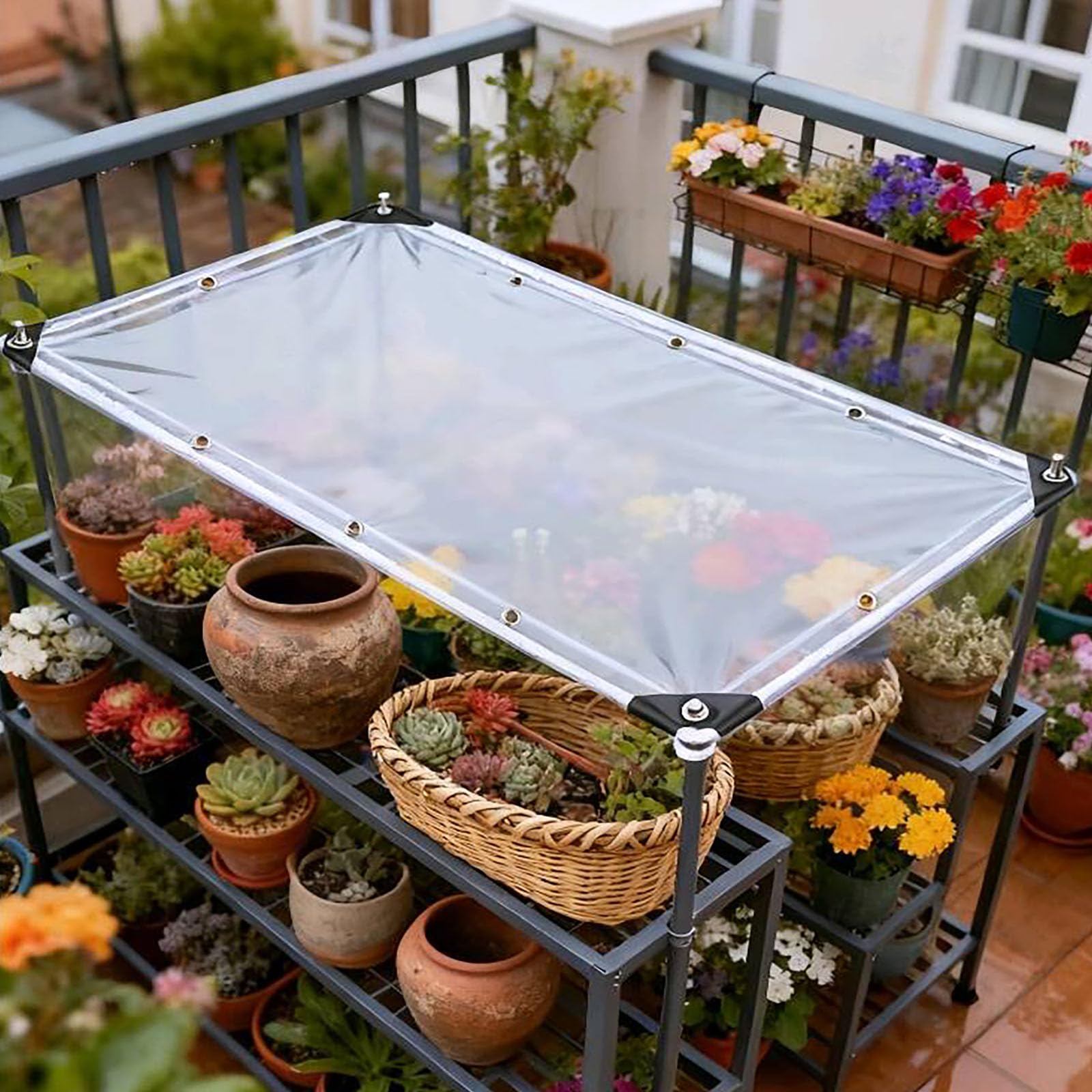 Lona impermeable para exteriores transparente ideal para proteger la terraza y el balcón