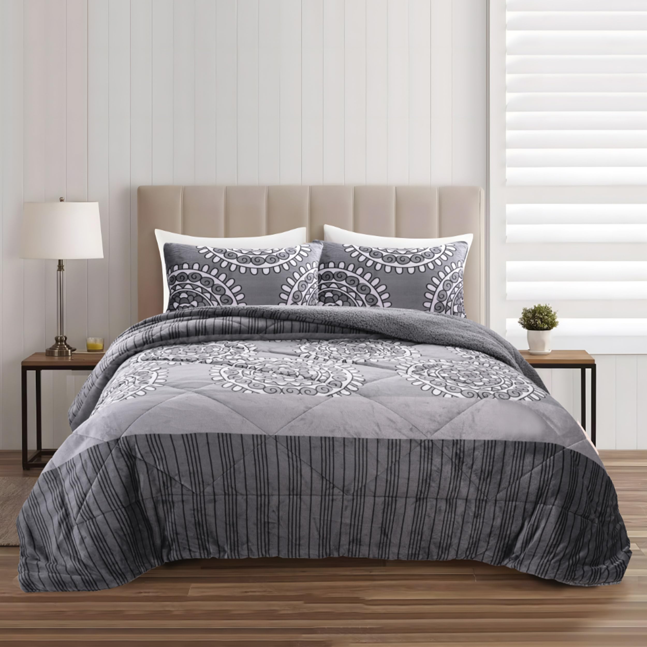 HOMEYA - Edredón Borrego con Estampado 240 x 260 cm para Cama Matrimonio - Edredón Nódico Invierno Cálido y Suave con Relleno de Micro Fibra Poliéster, Edredón Reversible Franle y Sherpa