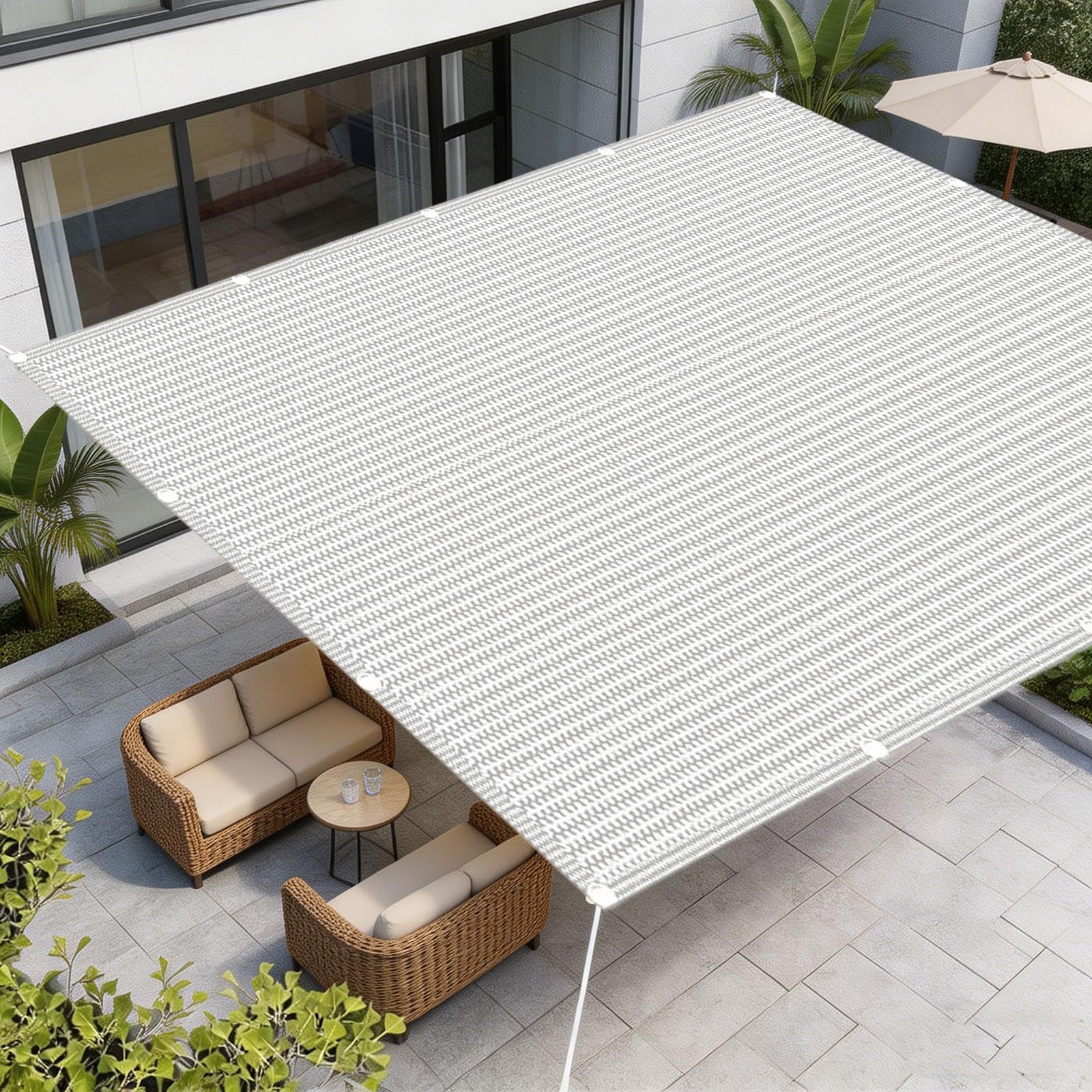 Voile d'ombrage 320 x 900 cm blanc pour transformer le patio en salon d'été frais et abrité