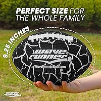 Vista 3 de Wave Runner Grip It - Balón de Fútbol Americano Impermeable de Tamaño Junior, Tamaño 9.25, Duradero y Doble Cordón, Perfecto para Accesorios