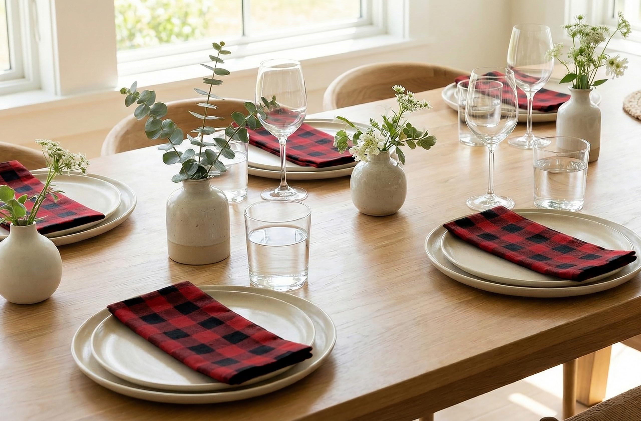 PurpleEssences Buffalo Plaid Cloth Serwetki - Ukośne Narożniki - Świąteczna Serwetka Gingham - Zestaw 12-100% Bawełna - Wielokrotnego Użytku Zmywalne - Czerwony i Czarny
