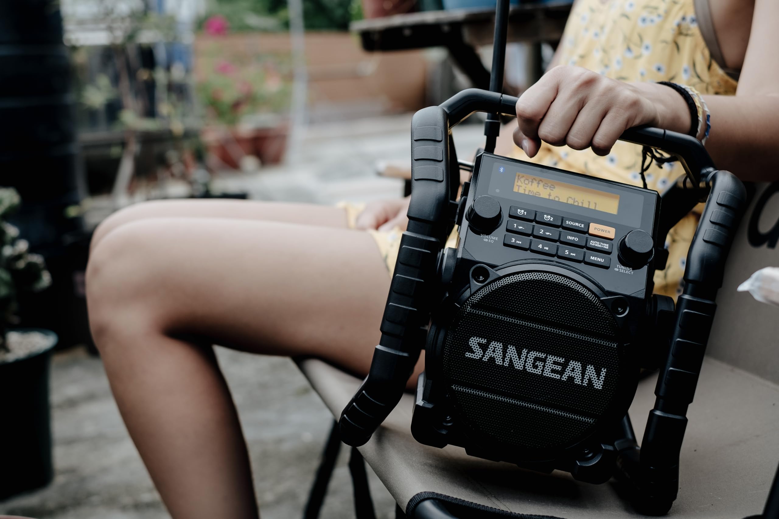 Sangean U-5 Konstruktion DBT Radio - Schlagfeste Radio mit DAB+, FM, AUX, Bluetooth - Wasserdicht - Staubdicht - Stoßfest - Schwarz