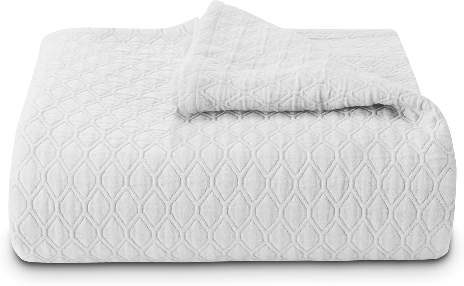 Vera Wang Puckered Diamond Matelasse Coverlet, King, White Beauty & Personal Care