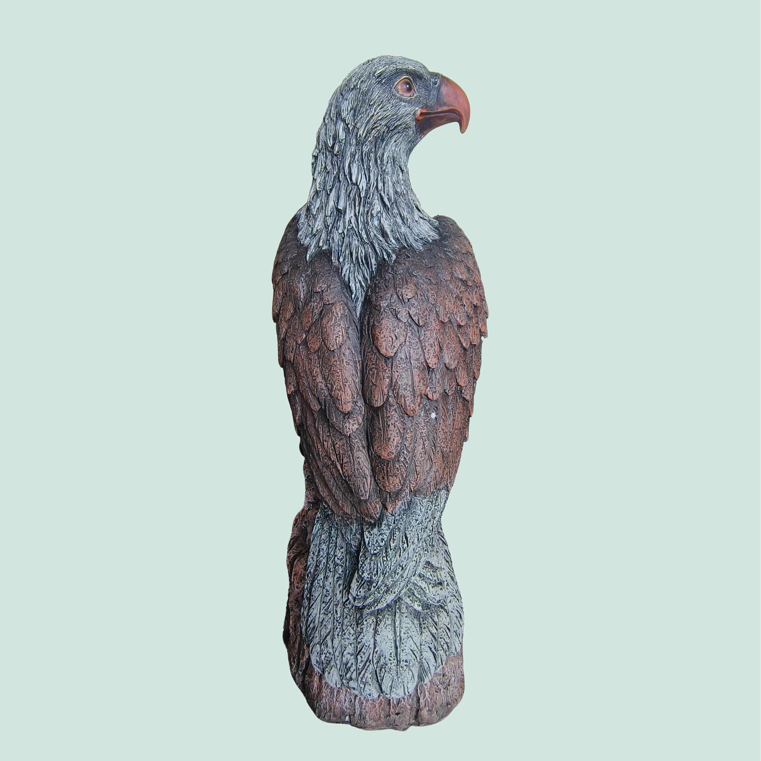Relaxdays Adler Figur, sitzend, HxBxT: 66 x 30 x 36 cm, Polyresin, UV-beständig, wetterfeste Gartendeko, braun/grau
