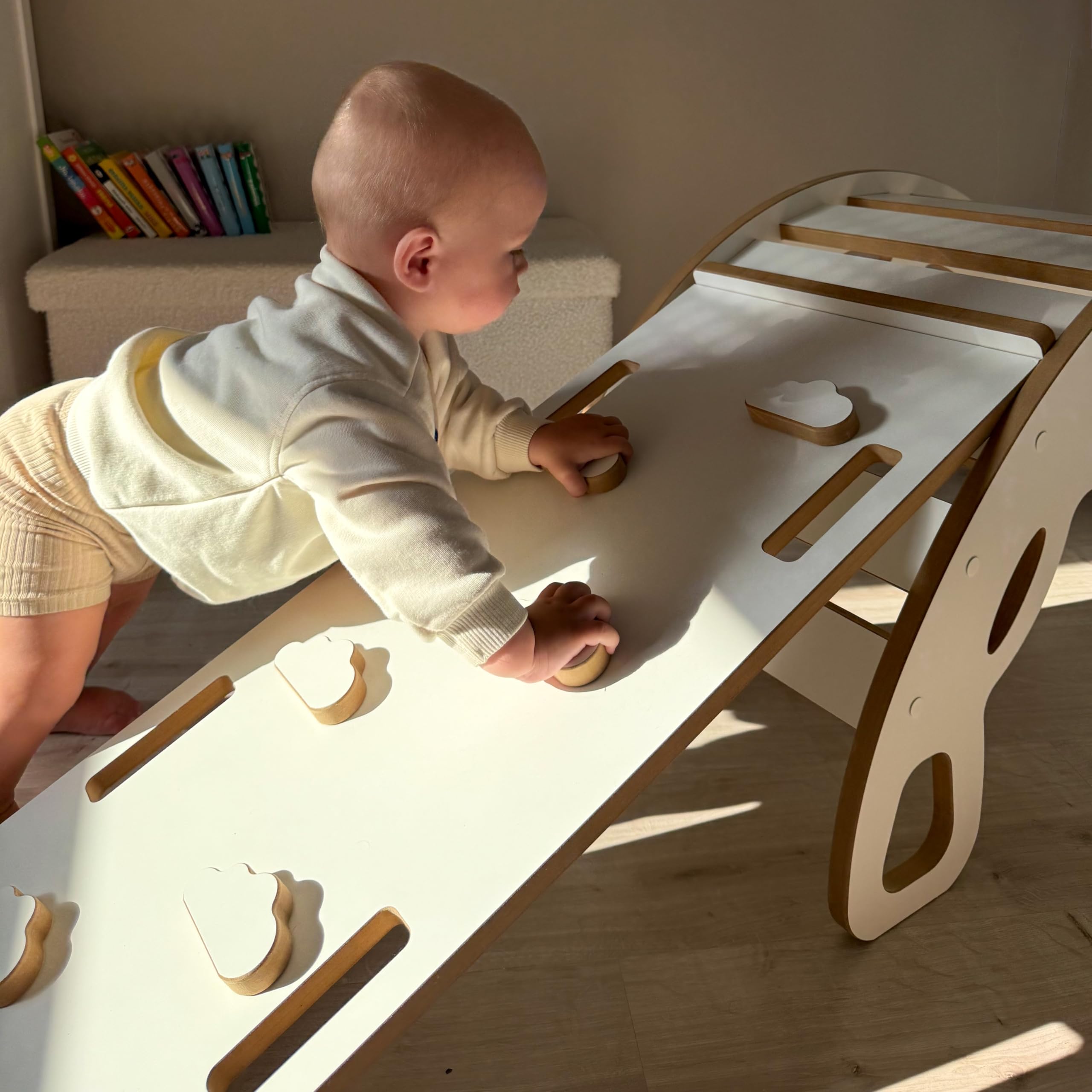 MISIOO Rocker 4 in 1 - Altalena per bambini, parco giochi per interni, con cuscino, arrampicata su roccia e scivolo 90 x 35 cm, bilanciere 90 x 41 x 50 cm, fino a 40 kg