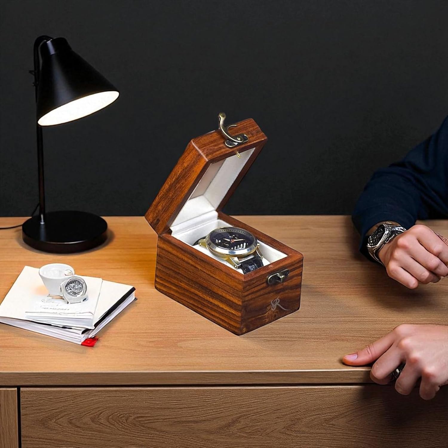 Superior Rosewood Single watch box case for men, Box for precious watch, Microsuede lined Interior with handmade watch pillow, Best Travel Mens Watch Box Case In Wood, Best Gift for Him (One room)