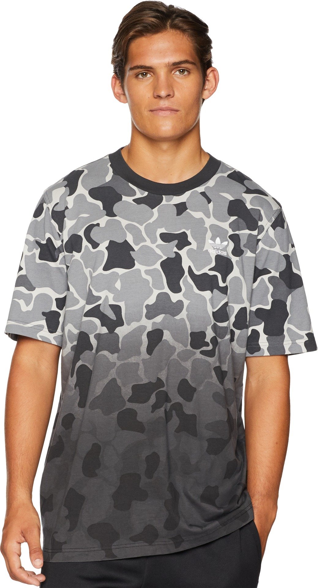 Amazon.co.jp: adidas Originalsメンズ迷彩ディップTシャツ