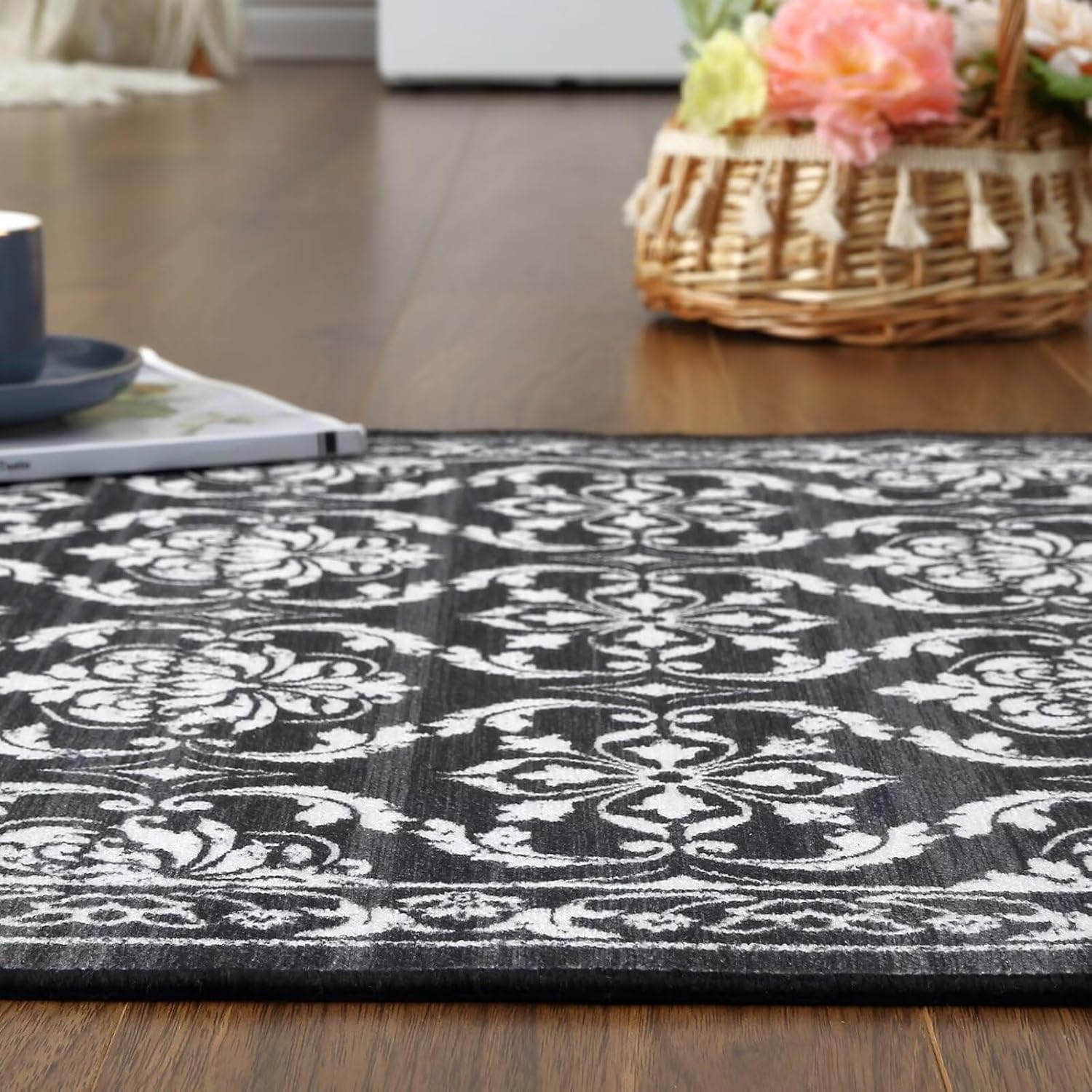 WESTLOOM Area Rug 5x7 Washable Living Room Rug Boho Floral Printed Carpet for Bedroom Vintage Trellis Throw Carpet for Dining Room Home Office Nursery Playroom Ultra-Thin Foldable Accent Rug Black