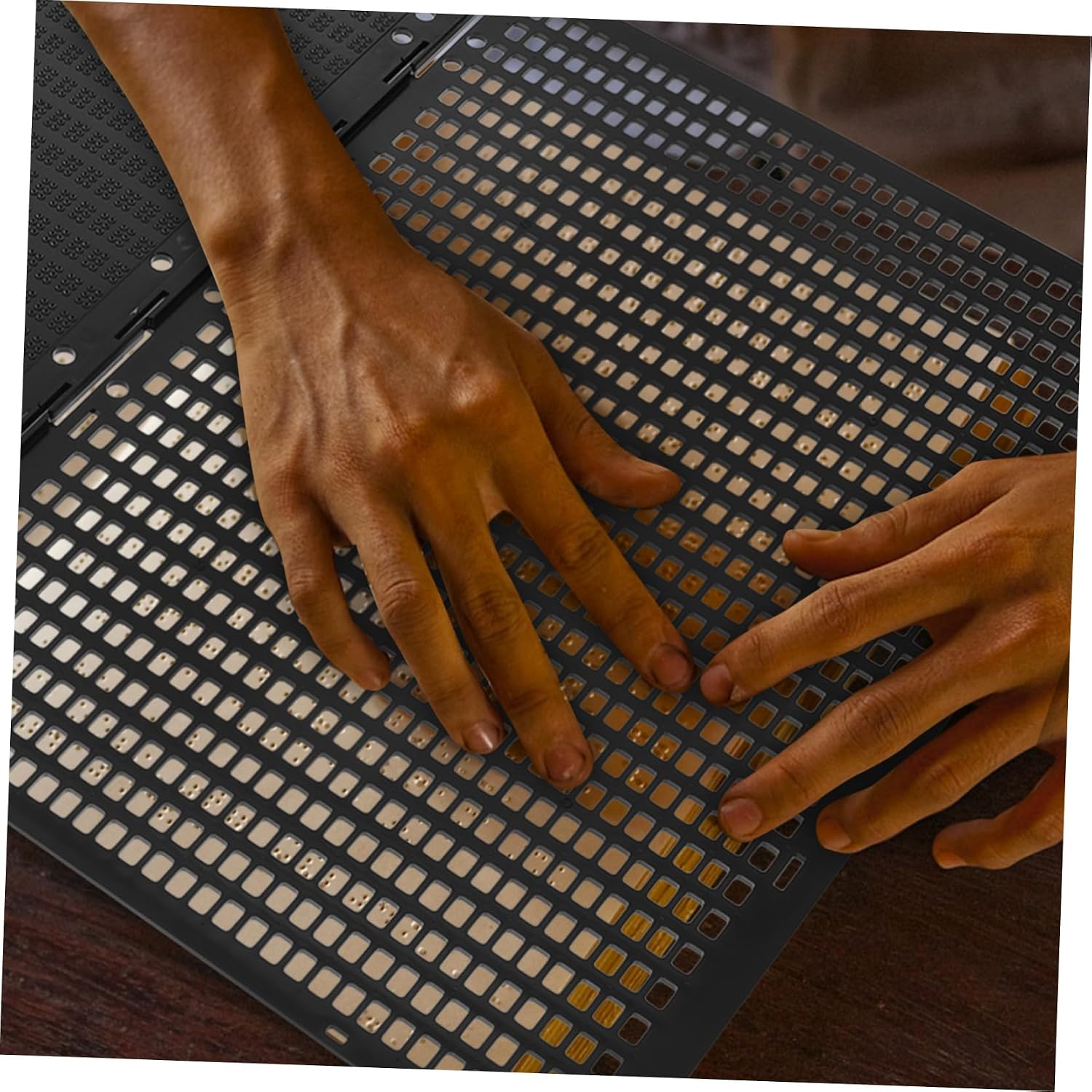 Portable Braille Writing Board with Braille Pen for Use Cell Learning Tool for Beginners and Visually Impaired Individuals