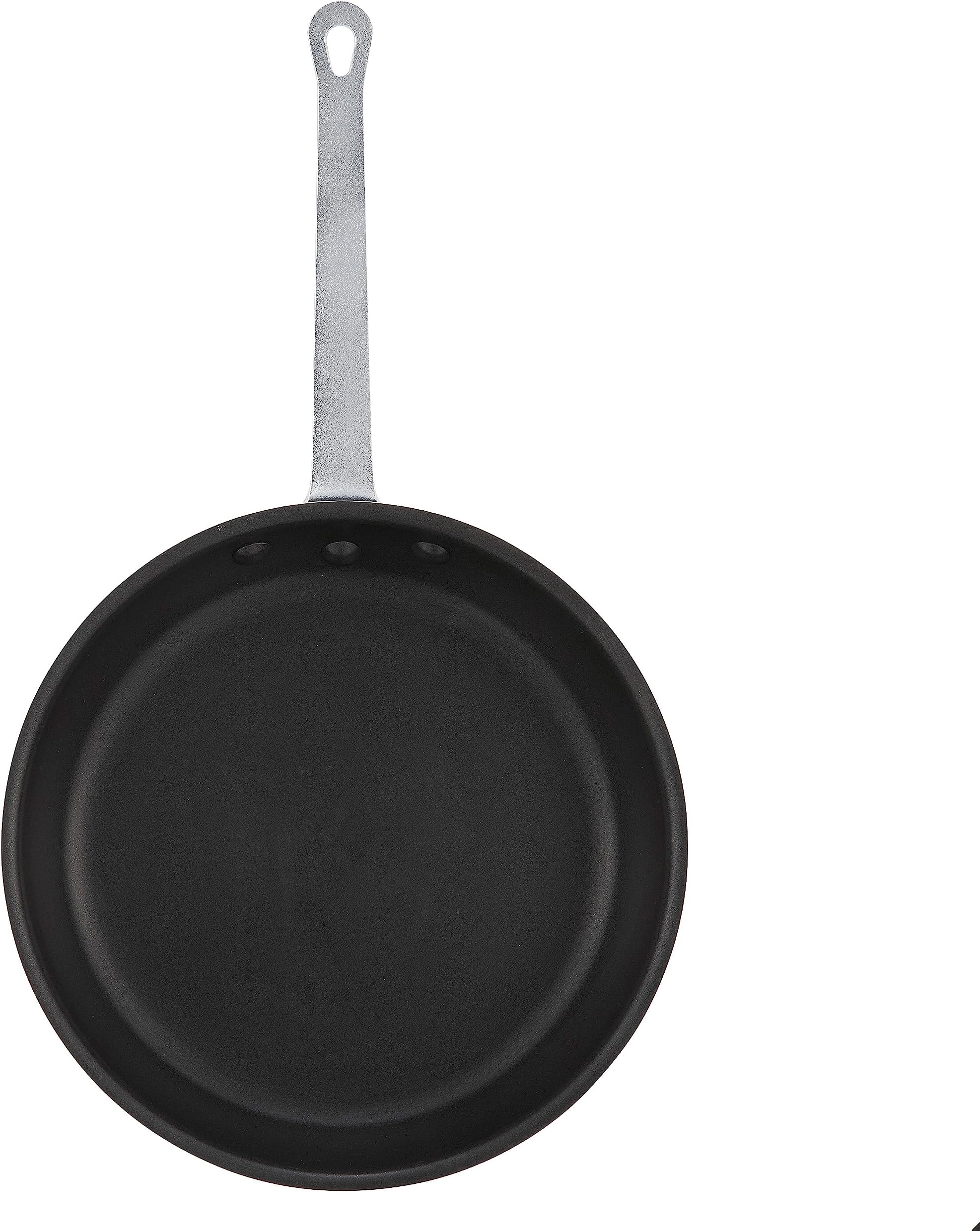 Winco AFP7XC CommercialGrade Aluminium Fry Pan/Skillet, 7