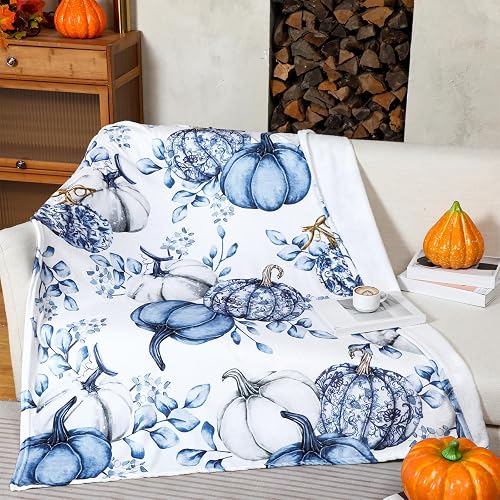 Thanksgiving Pumpkins Throw Blanket, Chinoiserie Blue and White Pumpkins Blanket