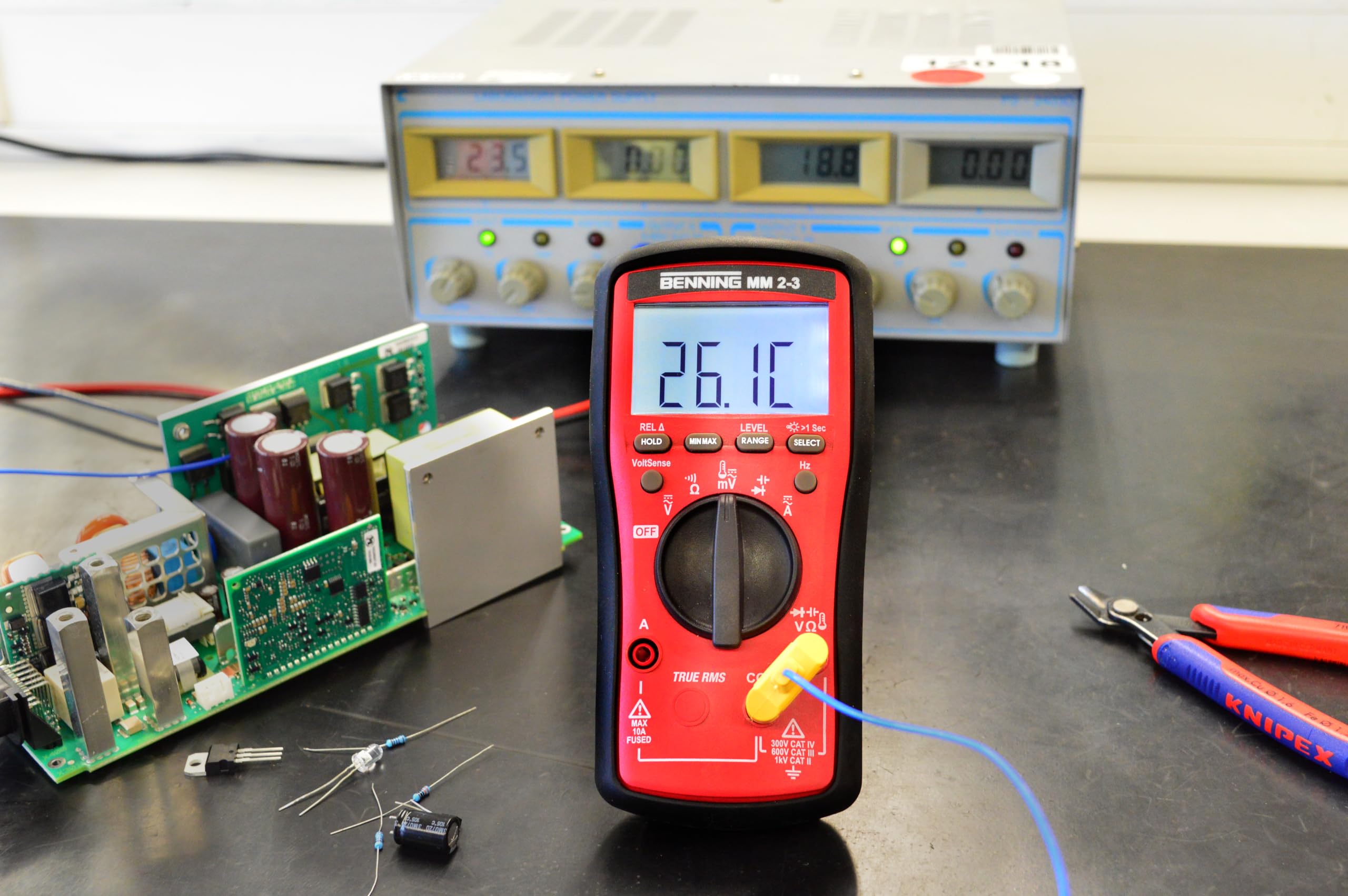 Benning MM 2-3 TRUE-RMS Digital-Multimeter (044693)