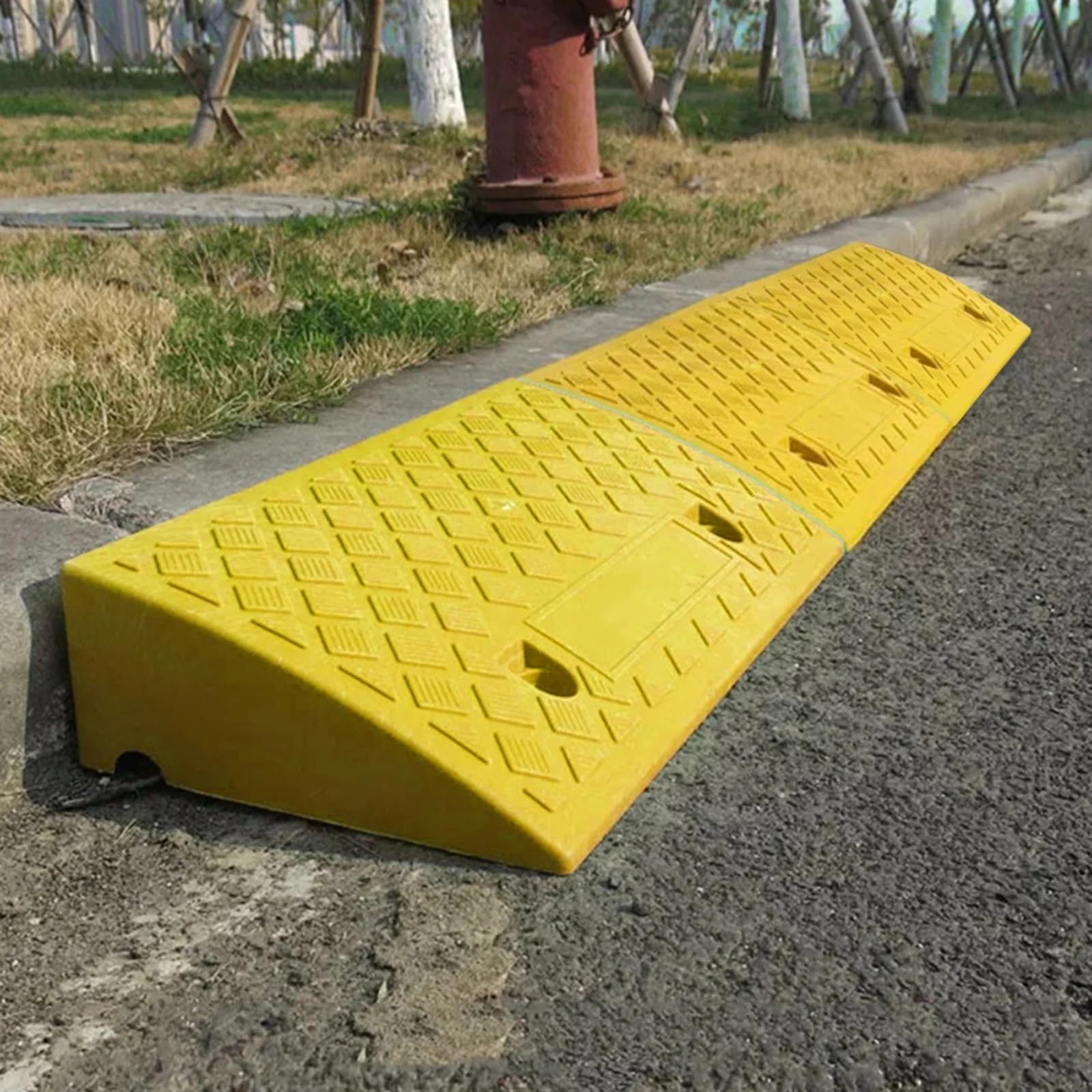 Genérico Rampa de Acceso portátil y Resistente para Coche, Bicicleta, Motocicleta y Silla de Ruedas. Rampa de umbral de plástico Ligero (Amarilla). Ideal para facilitar el Acceso y la movil