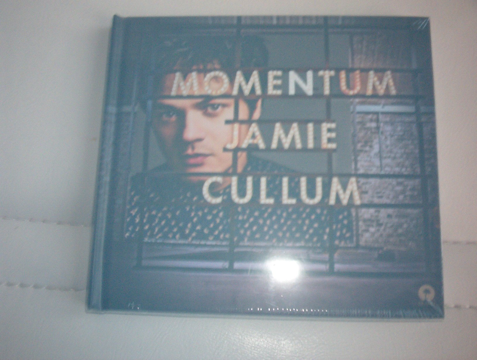 Momentum: Limited Edition [Audio CD] Jamie Cullum