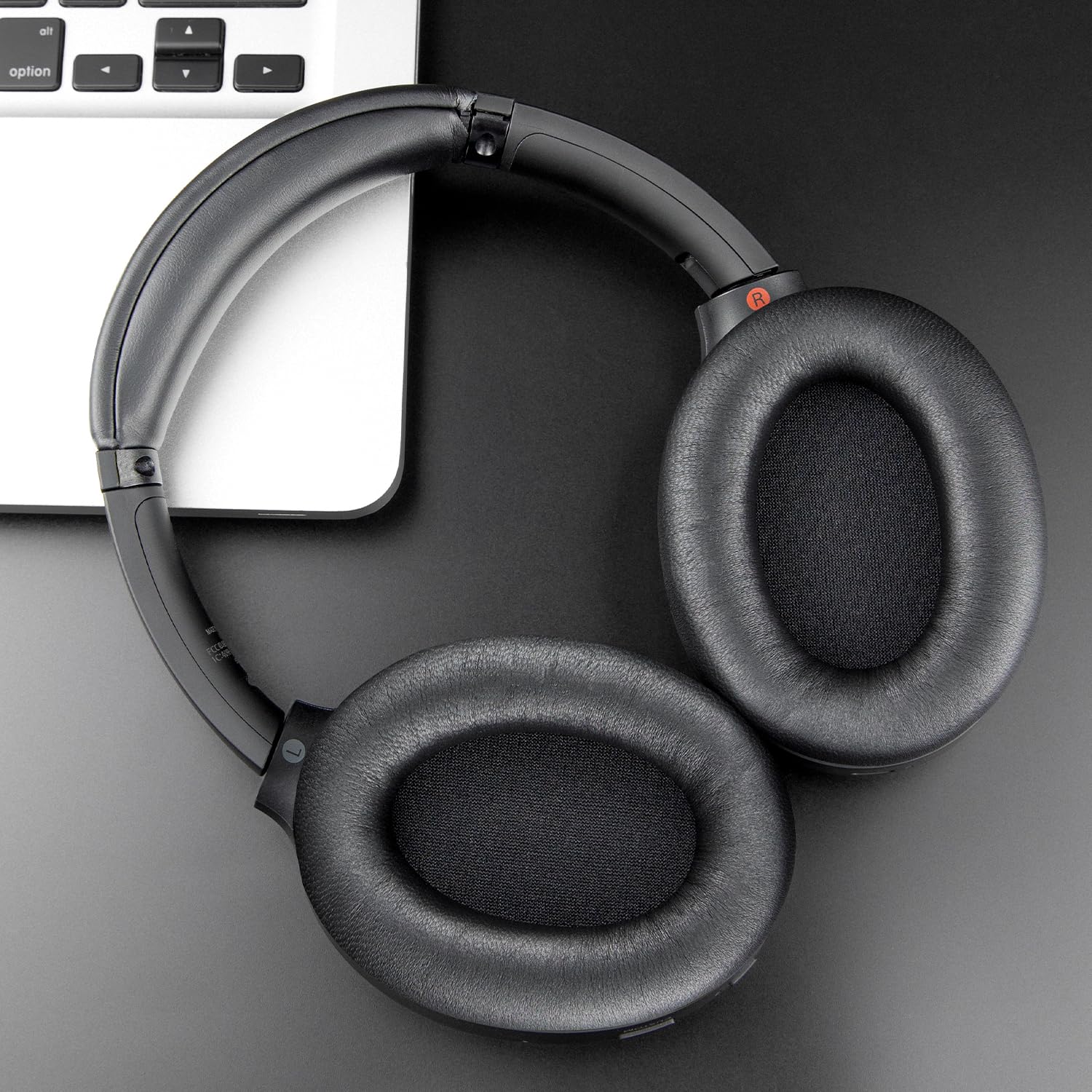 SOULWIT Almohadillas de Repuesto para Sony WH-1000XM4 (WH1000XM4) Auriculares, Almohadillas de Piel de Cordero con Espuma Aislante del Ruido, Mayor Grosor, Sin Afectar al Sensor