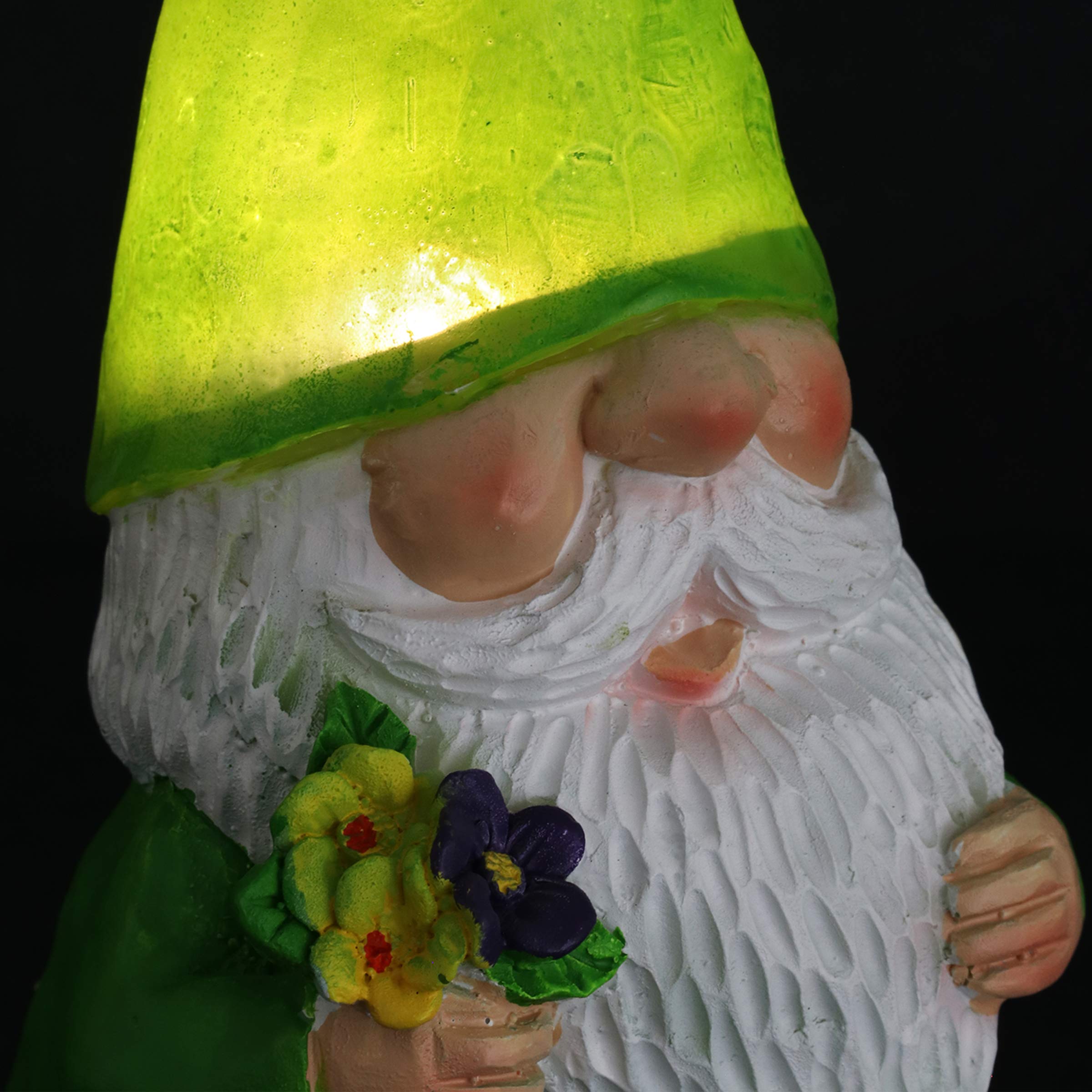 Exhart Solaire Vert Gilbert GNOME Statue Jardin-résine GNOME Peint à la Main Statue Tenant Un Bouquet de Fleurs w/Solaire LED décoration d'intérieur lumières GNOME Hat-GNOME Solaire, 11 Pouces