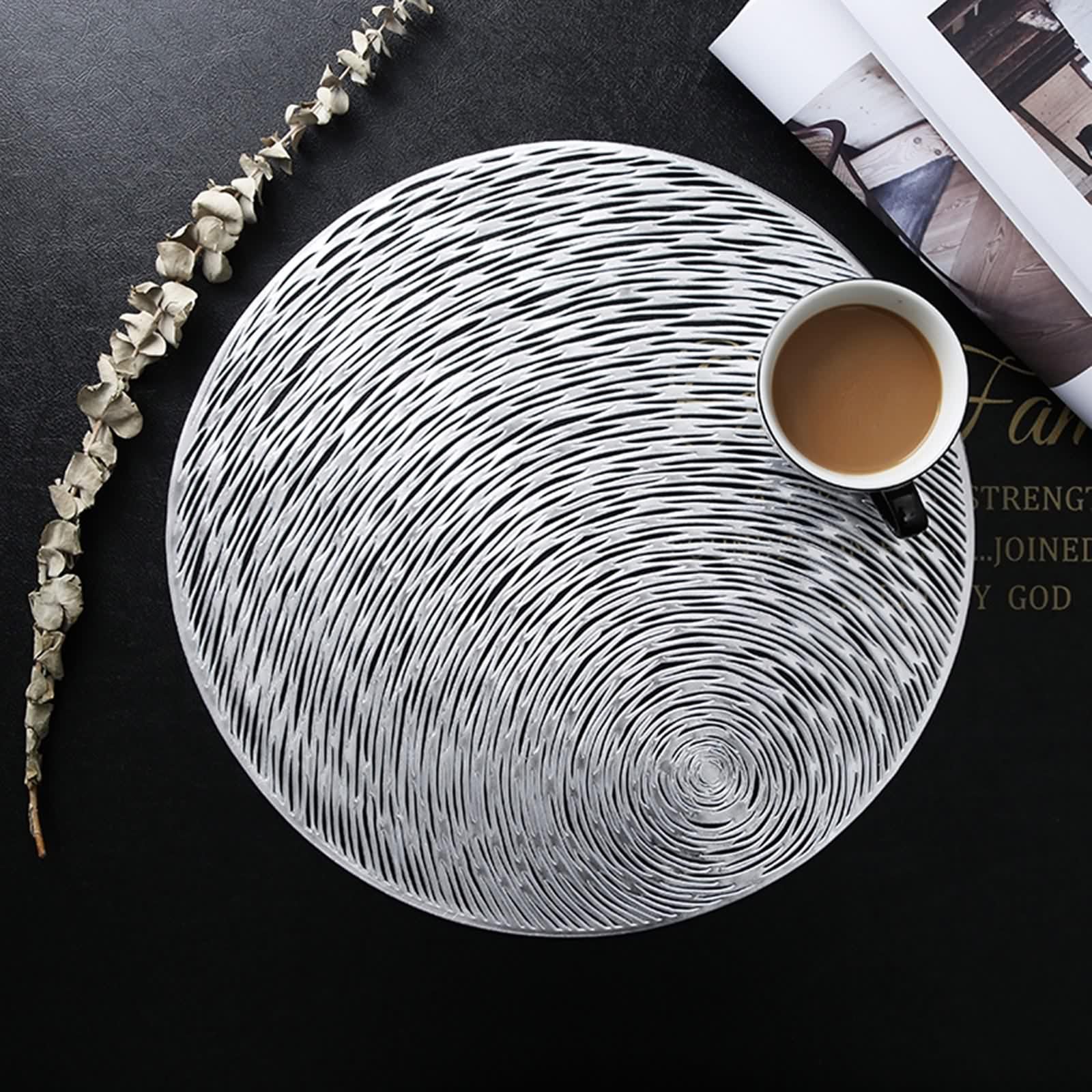 Set de Table Automne PVC, sous Assiette Argent Lot de 8 Motif de Ciel Étoilé Circulaire Creux Dessous de Table 38cm