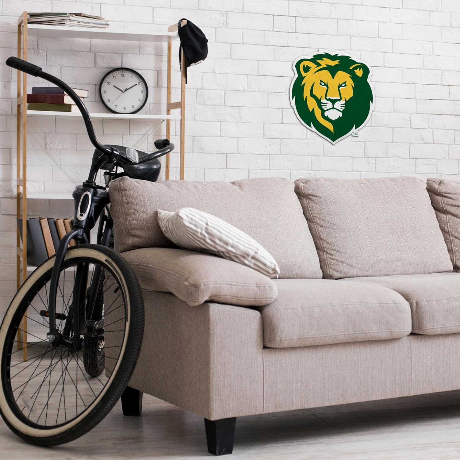 Rico Industries NCAA Southeastern Louisiana Lions Shape Cut Pennant - Home and Living Room Décor - Soft Felt EZ to Hang - Image 3