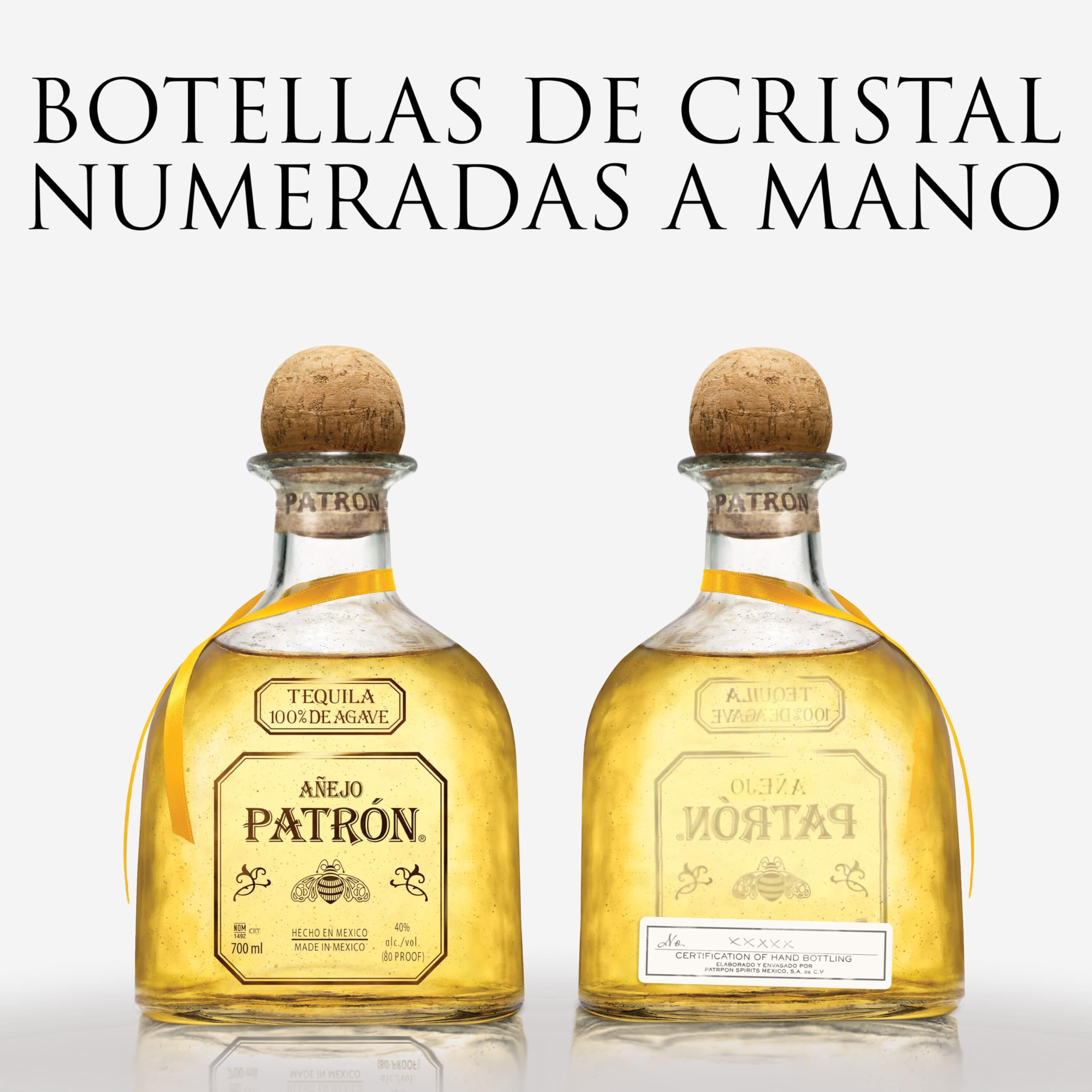 PATRÓN Añejo Premium Tequila, 40% vol., 70 cl / 700 ml, Tequila 100% de agave, elaborado artesanalmente en México, en pequeñas cantidades, con el mejor agave Azul Weber, añejado en barricas de roble