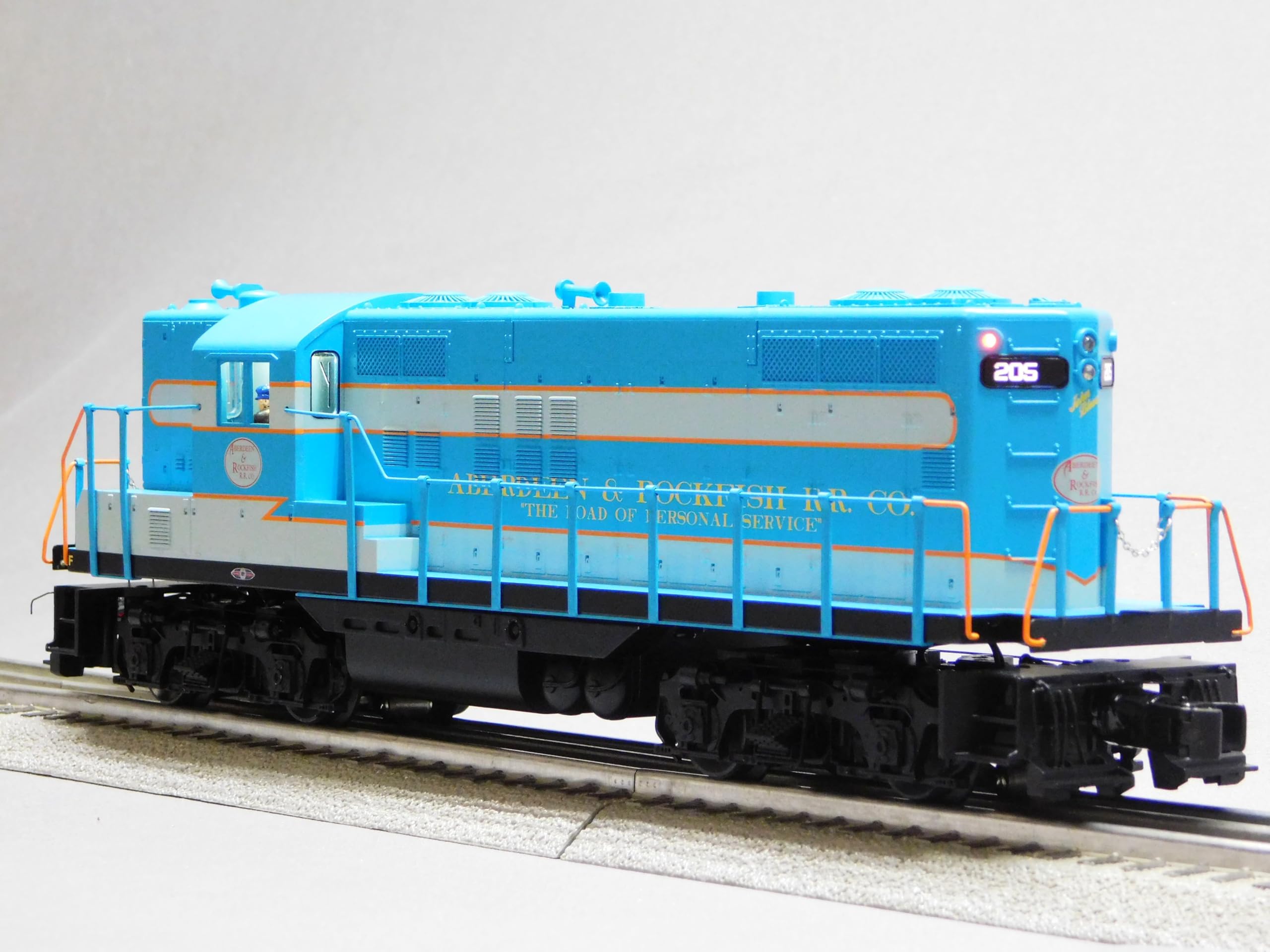Bachmann Trains EMD BL2 - Western Maryland #82 HO Scale Diesel Locomotive