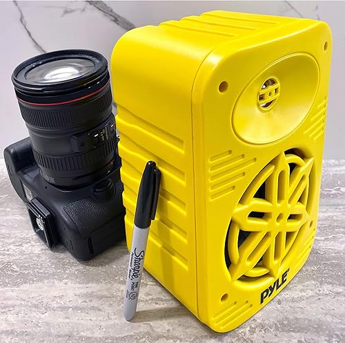 Vista 106 de PyleUsa Par de altavoces Bluetooth para interiores y exteriores, 200 W, doble impermeable, 3.5 pulgadas, sistema de rango completo de 2 vías con Rojo