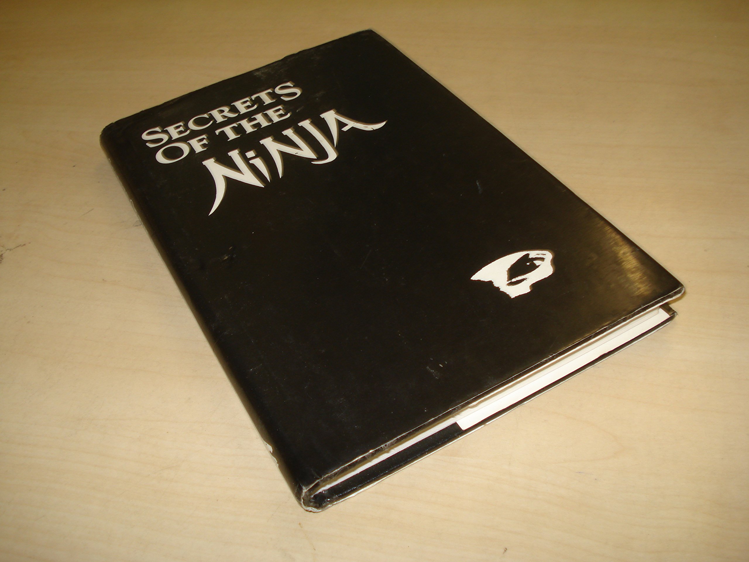 Buy Secrets of the Ninja — BookShops.in