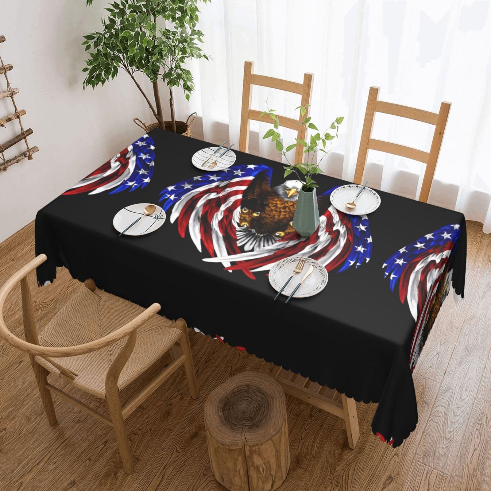 HLSBSSL USA Flag Patriotic Eagle Patterned square lace tablecloth, wrinkle-resistant and durable, suitable for dining tables, parties, etc.