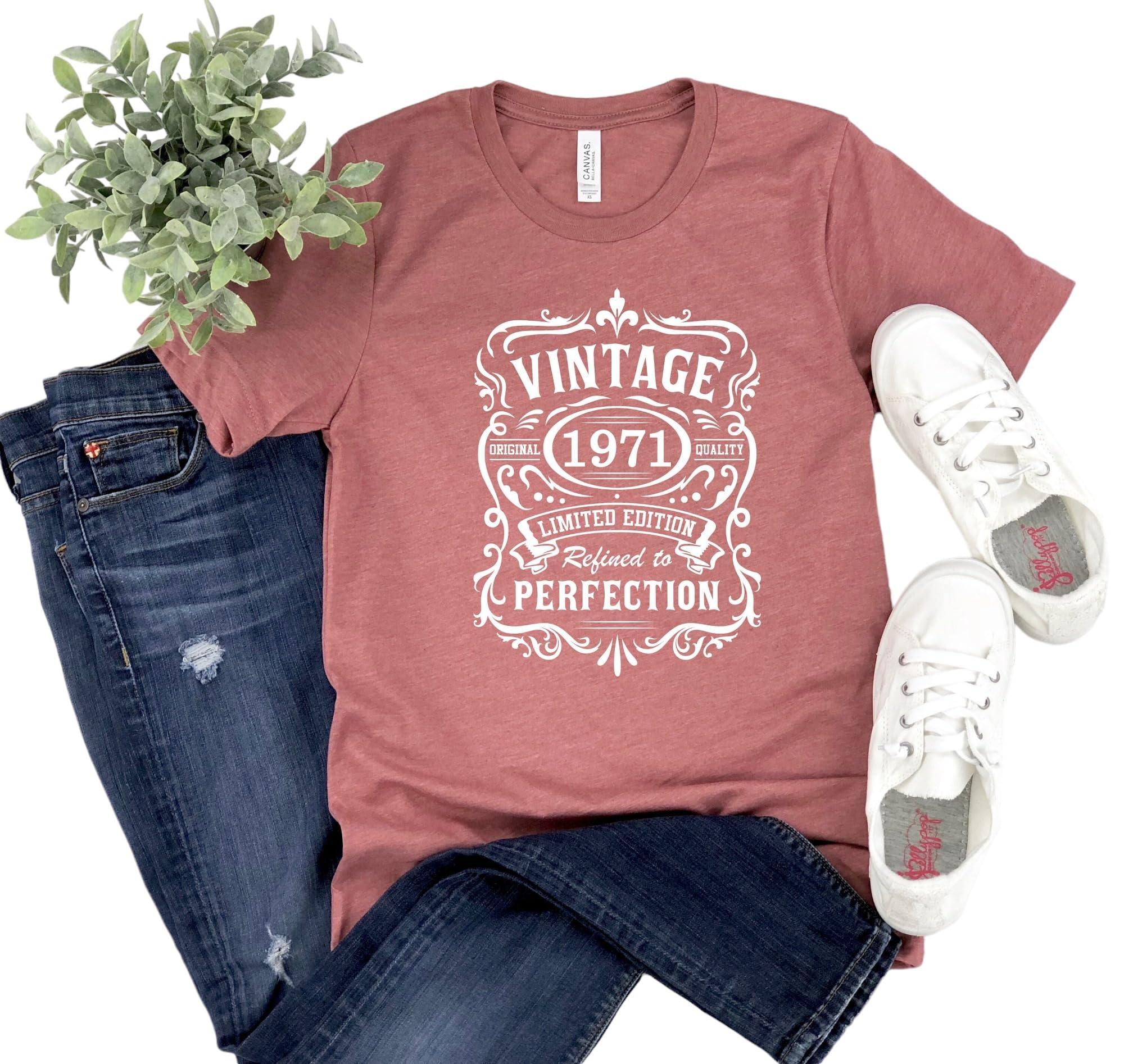 GenericTee Est 1971 Vintage 1971 Shirt Gift 51st Birthday Shirt Born In 1971 51st Anniversary 51 Years Old Shirt