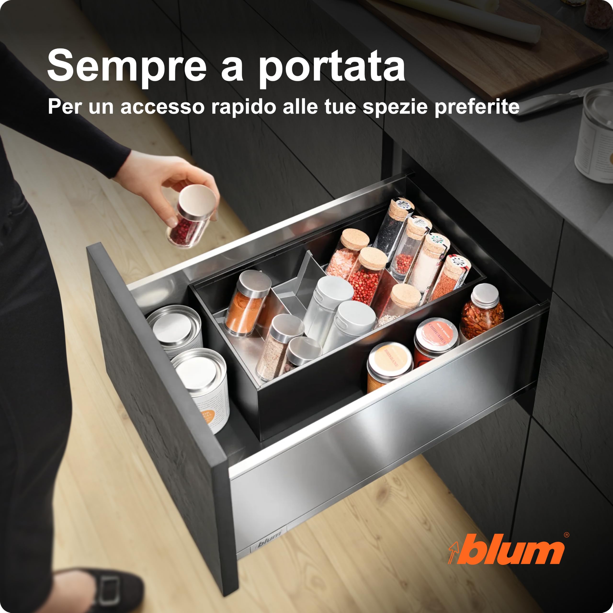 Qualità premium BLUM I Portaspezie AMBIA-LINE per cassetti I Ripiano per spezie I Spice Organizer per cassetti da cucina | Può contenere fino a 16 barattoli di spezie/pacchetti di spezie, scomparti inclinati per una panoramica e un accesso rapido