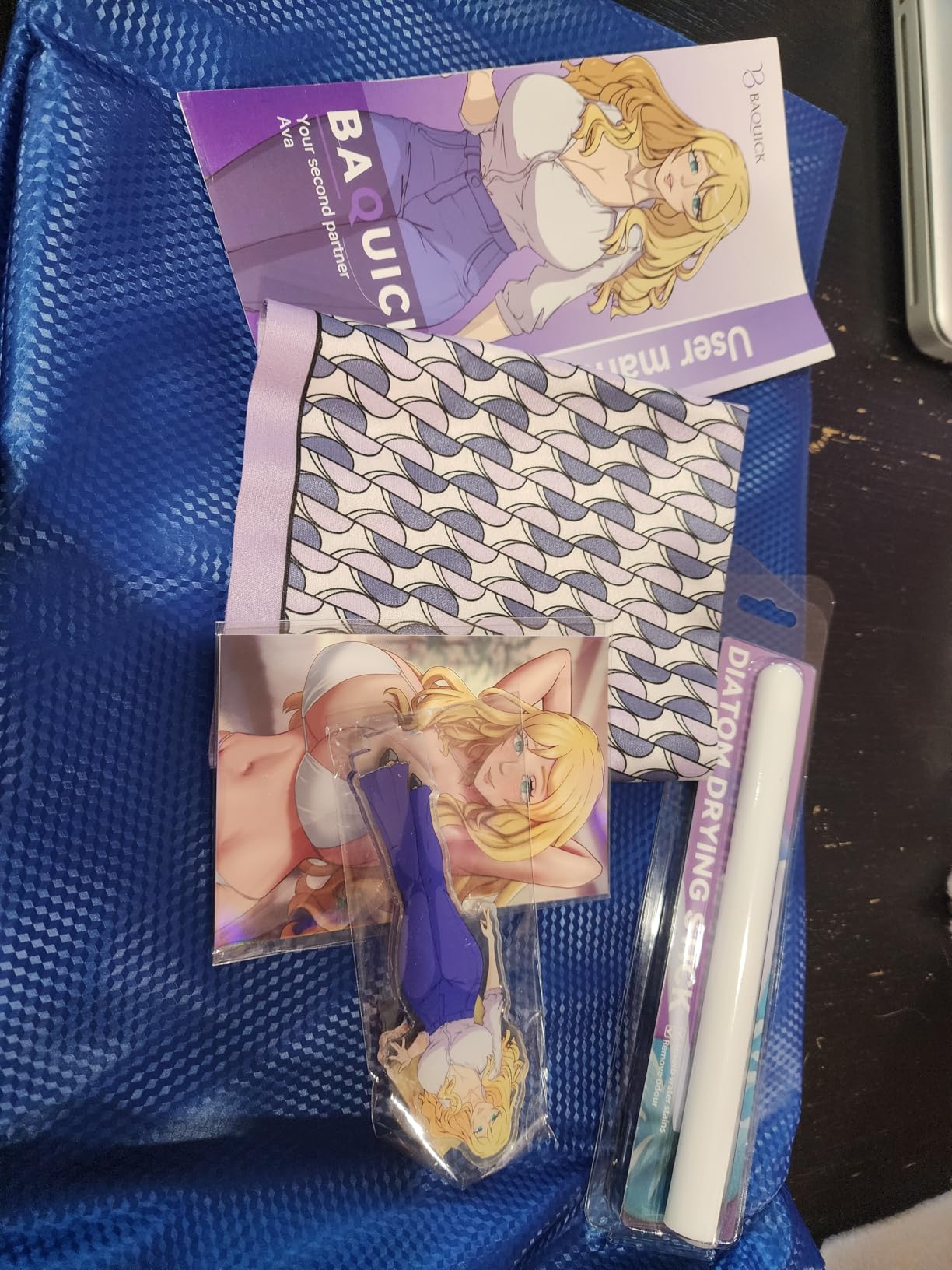 Poseable and easy to use!