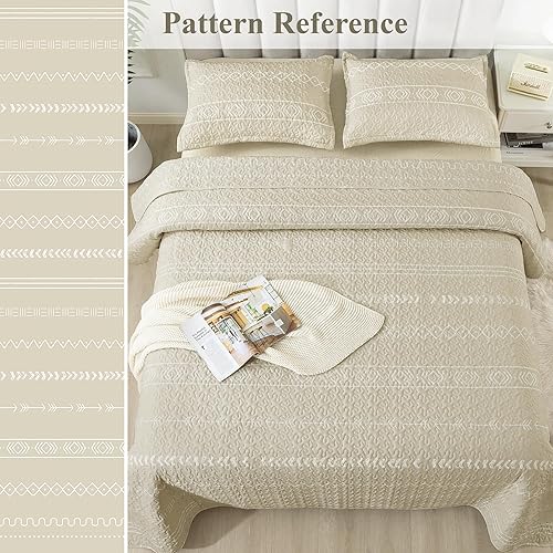 Miniatura 6 de Andency Juego de edredón beige California King (112 x 104 pulgadas), 3 piezas (1 edredón estampado triangular a rayas y 2 fundas de almohada), juego