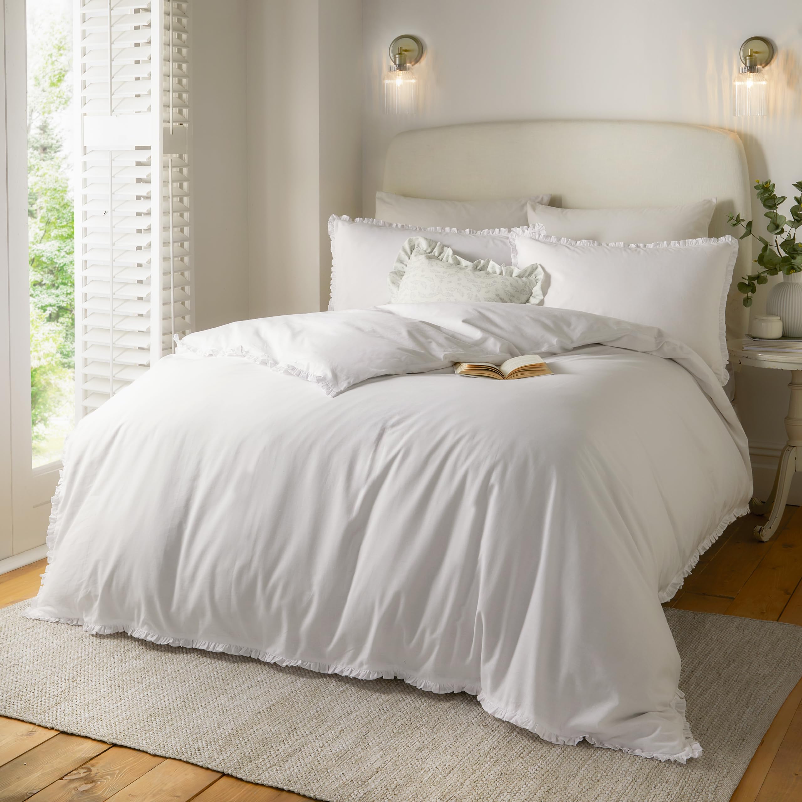 Parure de lit Wylder Nature en coton délavé blanc avec volants minimalistes chic