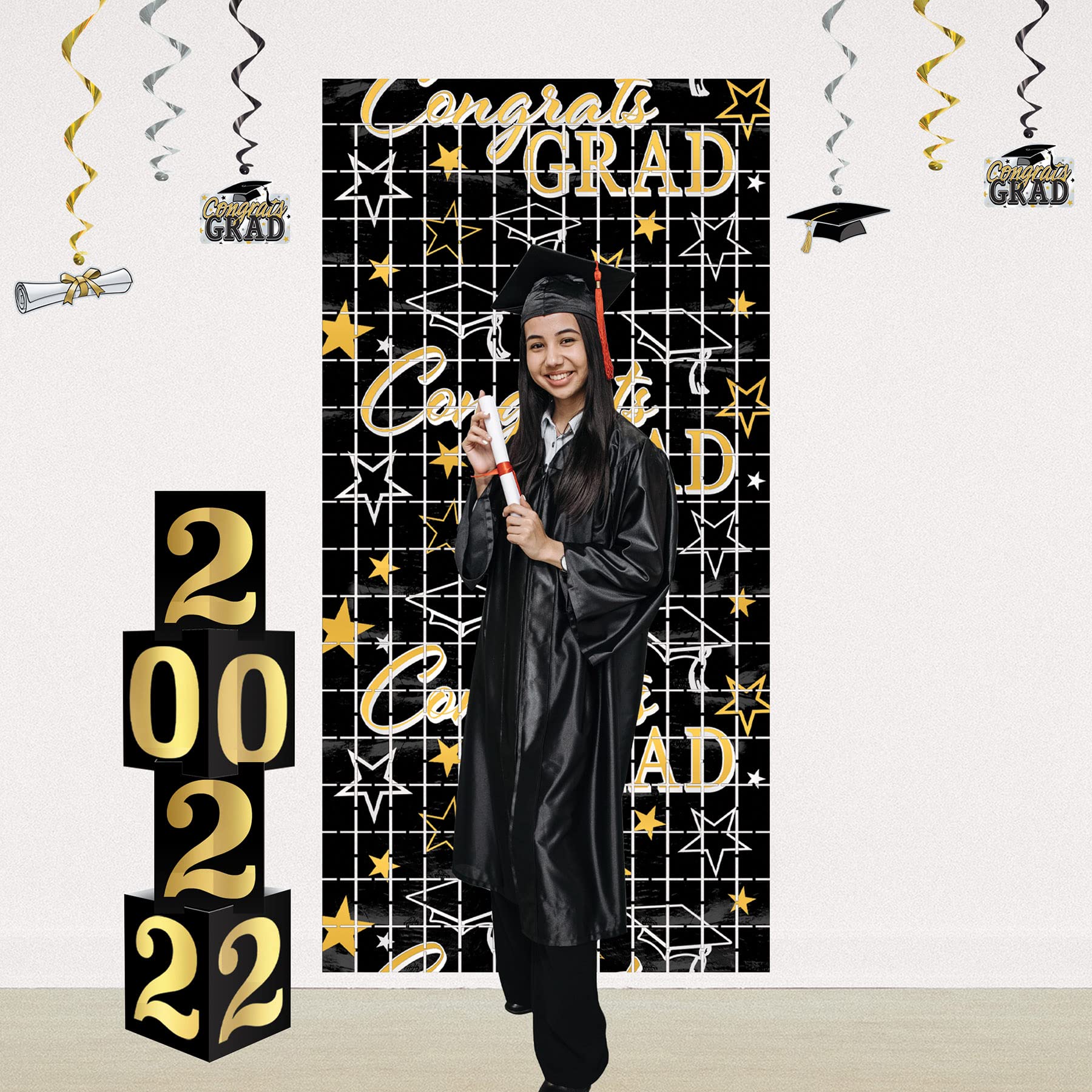 Beistle 56029 Felicidades Grad - Cortina de plástico metálico con Flecos Cuadrados para decoración de Fiesta de graduación, Negro/Dorado/Plateado