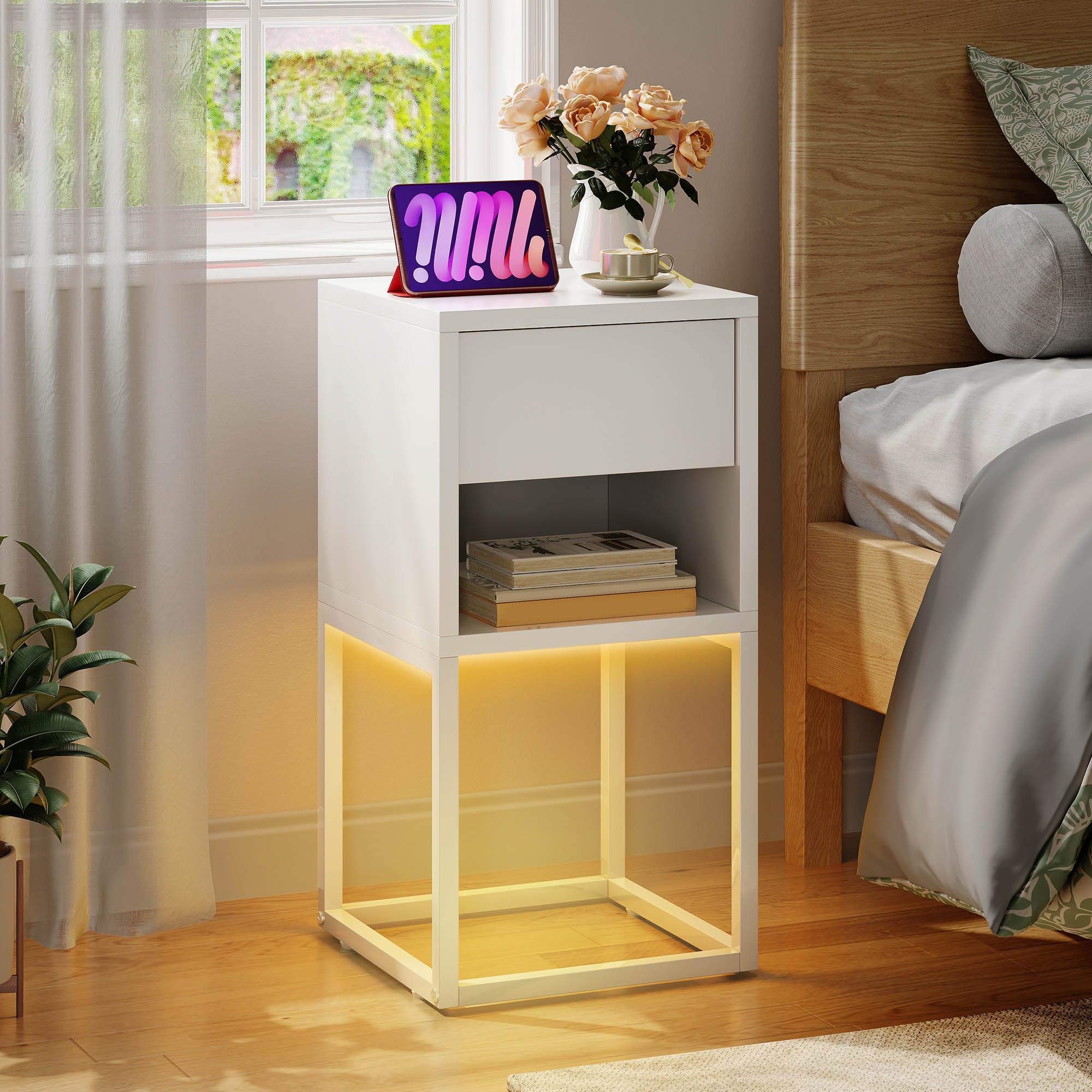 YITAHOME Set 2 Comodini Con LED – Tavolini Laterali 30x30x60 Cm, Con Cassetto E Ripiano, Colore Bianco, Telecomando Incluso