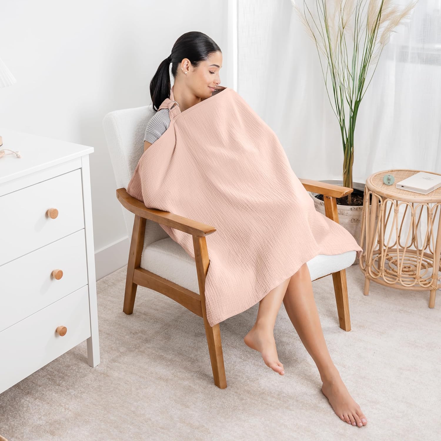 Comfy Cubs Nursing Cover and Burp Cloths Set Bundled (Blush)
